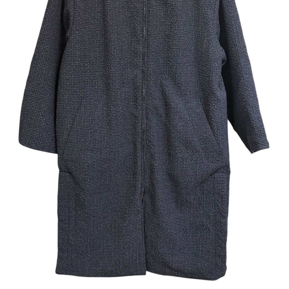 Armani Armani Emporio Armani Reversible Hoodie Coat Others Outerwear DUTY FREE for USA Size ONE SIZE - 5 Thumbnail