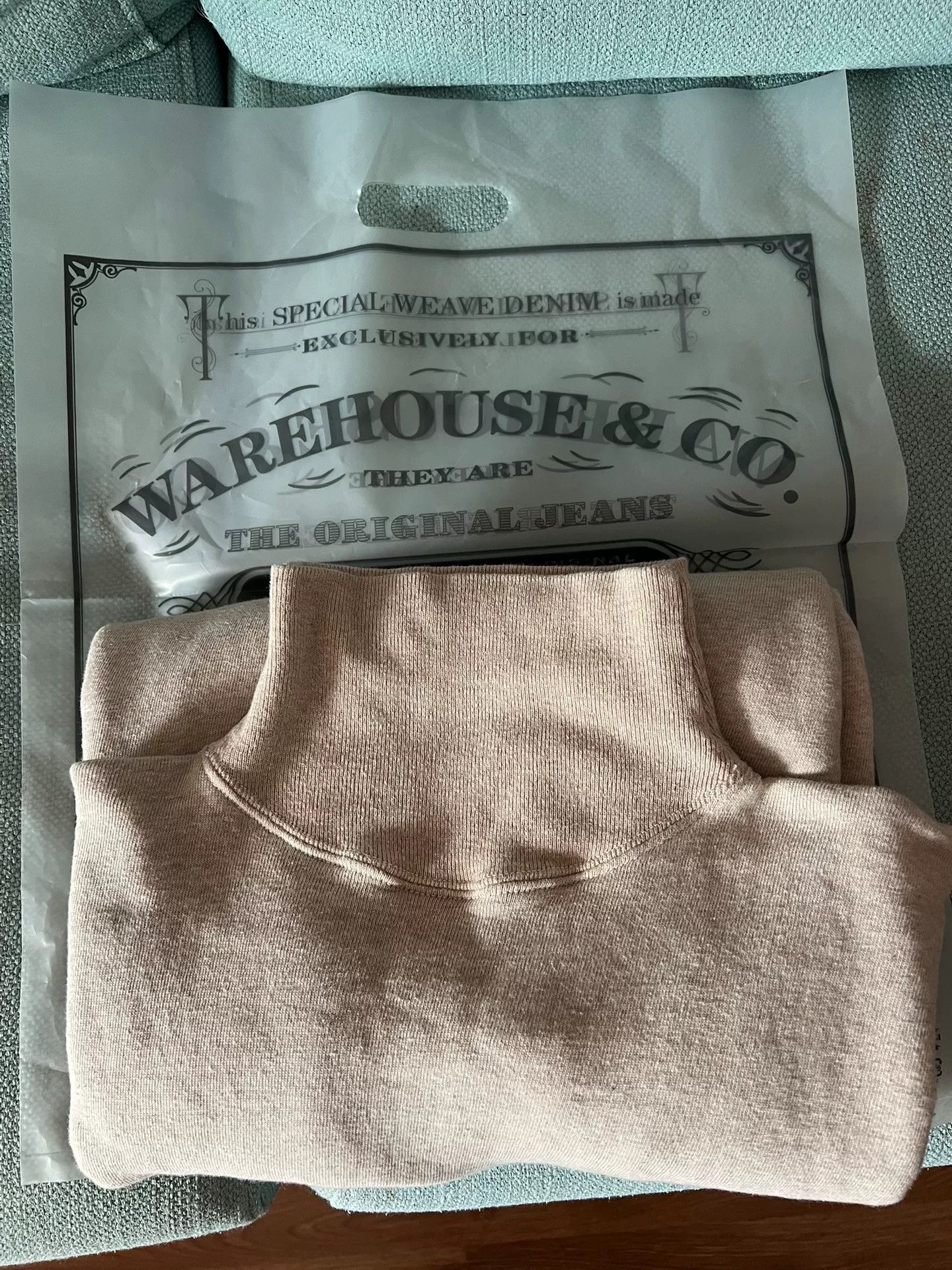 Warehouse & Co. vintage high-neck plush sweatshirt in oatmeal Size US M / EU 48-50 / 2 - 9 Thumbnail