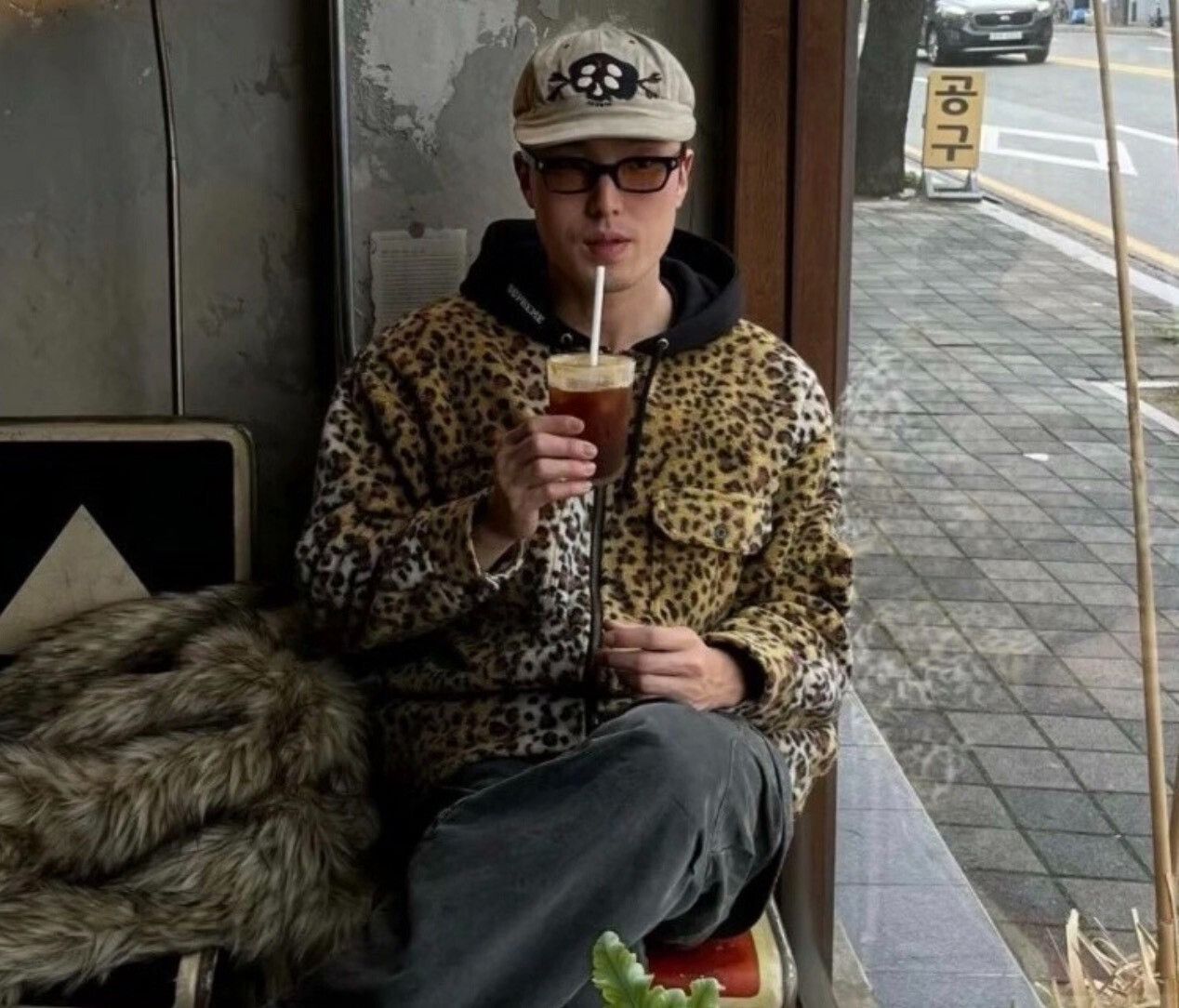 Supreme supreme leopard fleece zip up hooded jacket Size US L / EU 52-54 / 3 - 3 Thumbnail