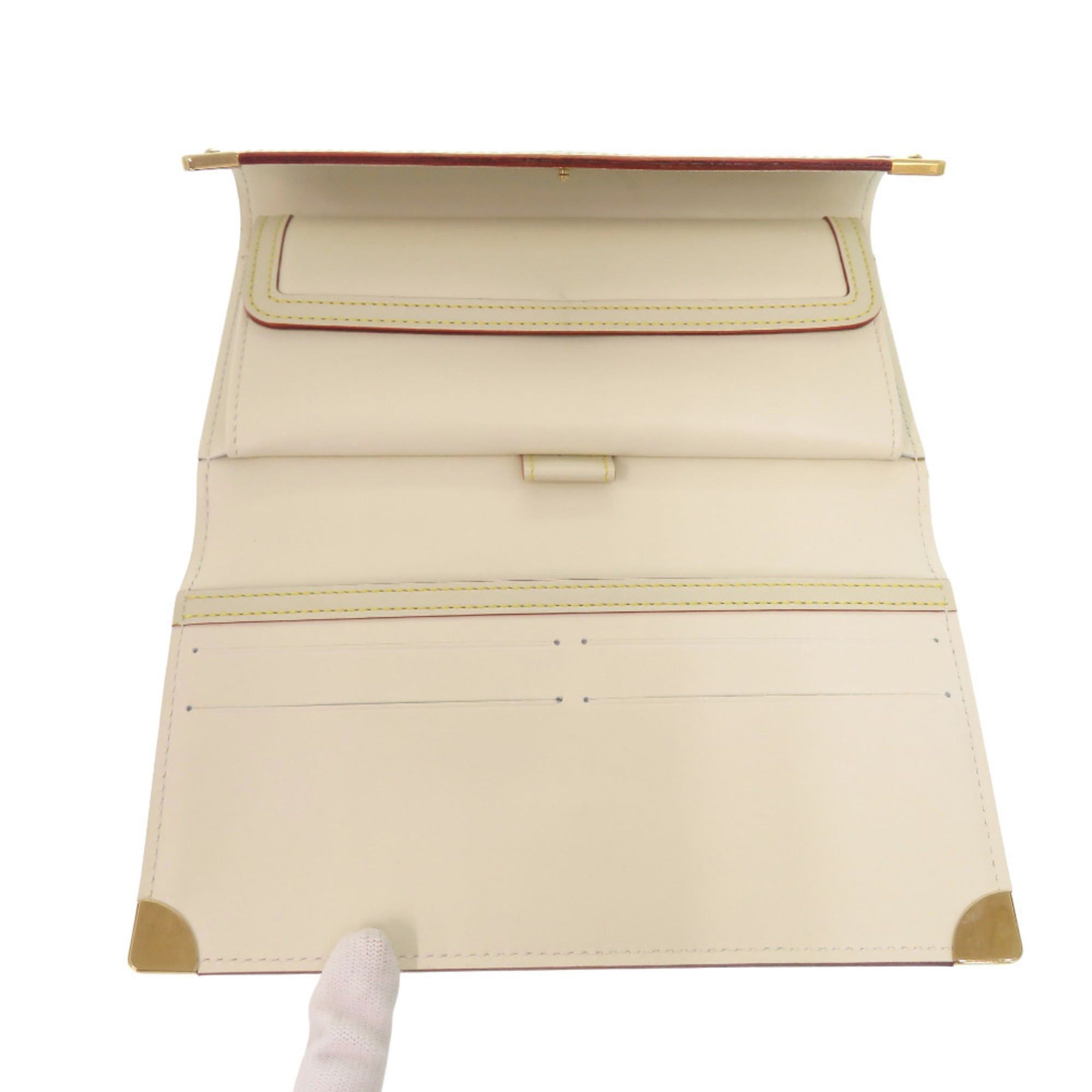 Louis Vuitton Excellent condition Louis Vuitton Porte Tresor International Suhali M91839 leather white long wallet, LV 0870 Size ONE SIZE - 3 Thumbnail