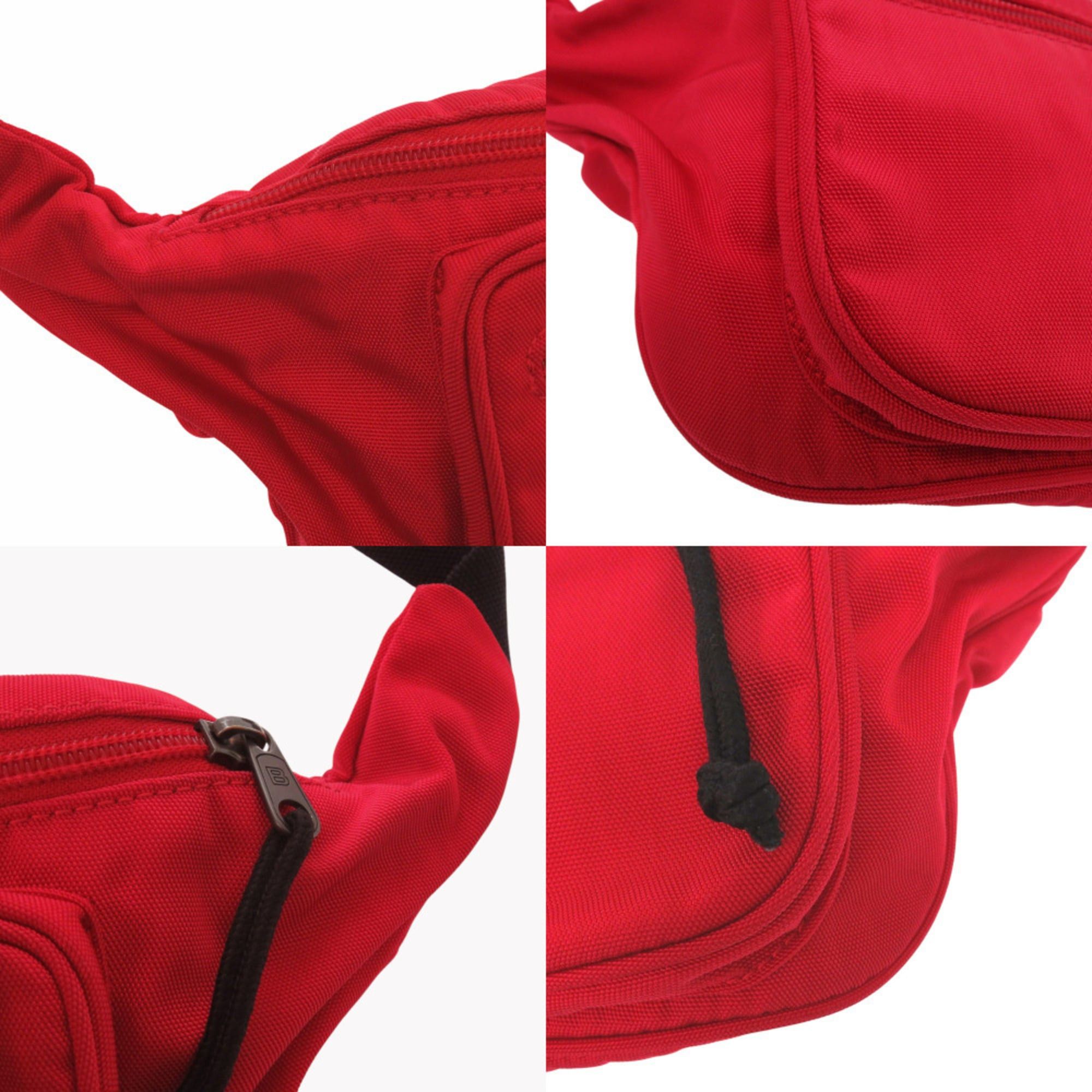 Balenciaga Excellent condition Balenciaga Explorer belt bag 482389 in red nylon. Body bag/waist 0968 Size ONE SIZE - 10 Thumbnail