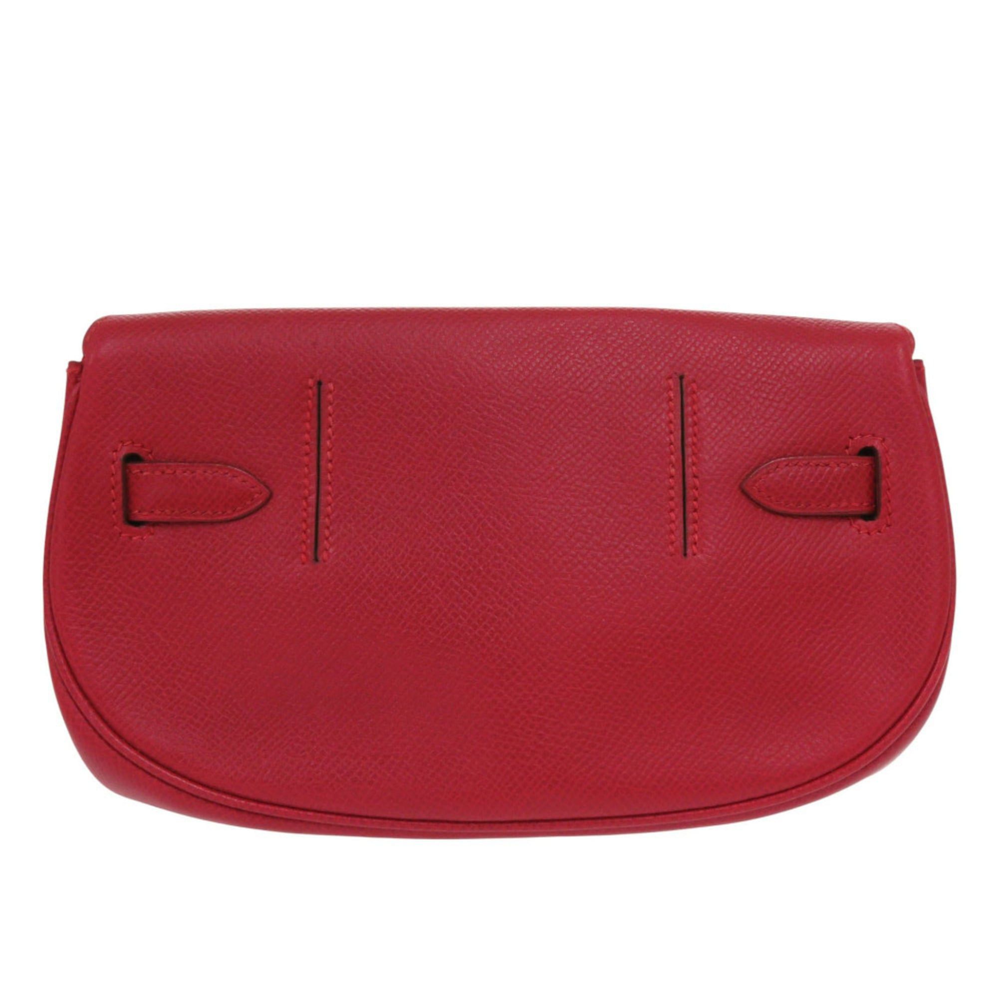 Hermes Excellent condition Hermès Banana Kelly Couchbel Rouge vif clutch bag in red with gold hardware and a 〇U stamp. Item number 1465. Size ONE SIZE - 2 Thumbnail