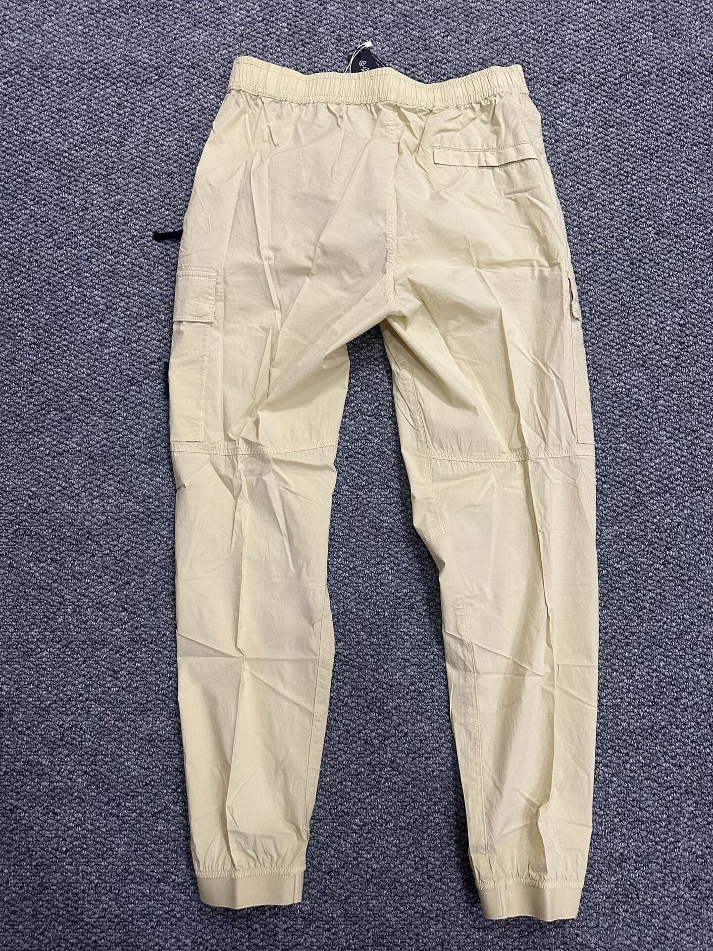 Stone Island stone island lightweight cargo pants size 34 Size US 34 / EU 50 - 4 Thumbnail
