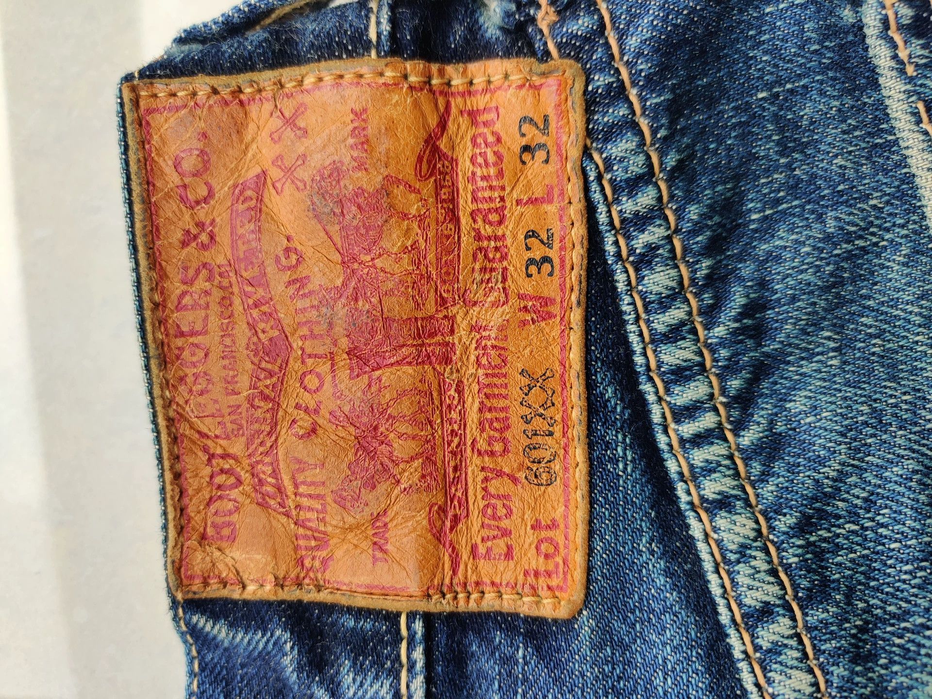 Freewheelers bootleggers skull graphic jeans size 32 Size US 32 / EU 48 - 3 Thumbnail
