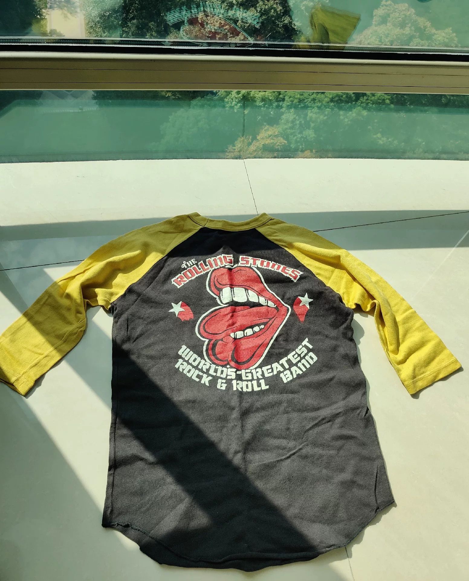 Freewheelers bootleggers skull graphic tee with yellow sleeves Size US S / EU 44-46 / 1 - 2 Thumbnail