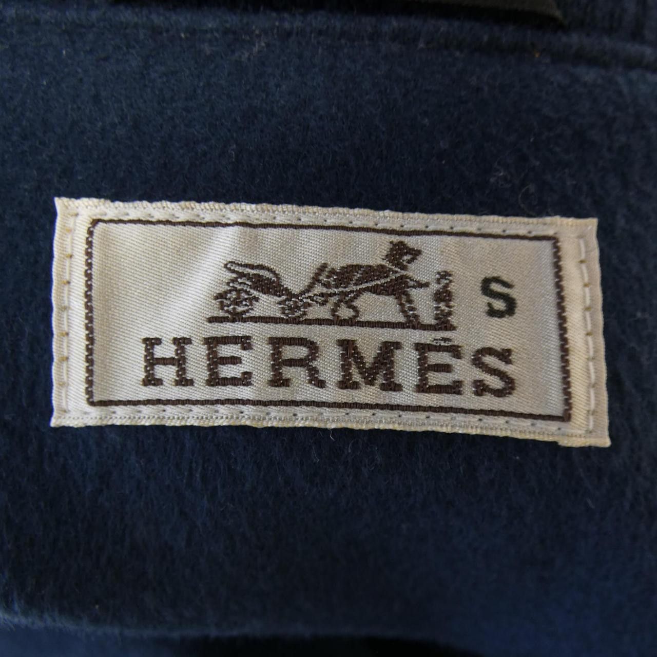 Hermes Hermes Hermes Cashmere Down Jacket Others Outerwear DUTY FREE for USA Size ONE SIZE - 6 Thumbnail