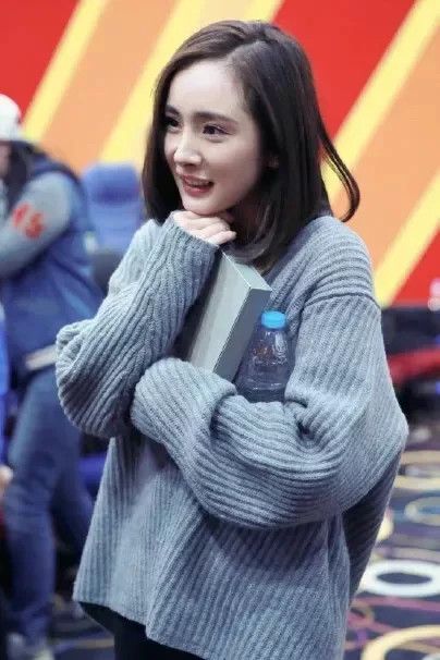 Acne Studios cozy gray v-neck sweater by acne studios Size XS / US 0-2 / IT 36-38 - 5 Thumbnail