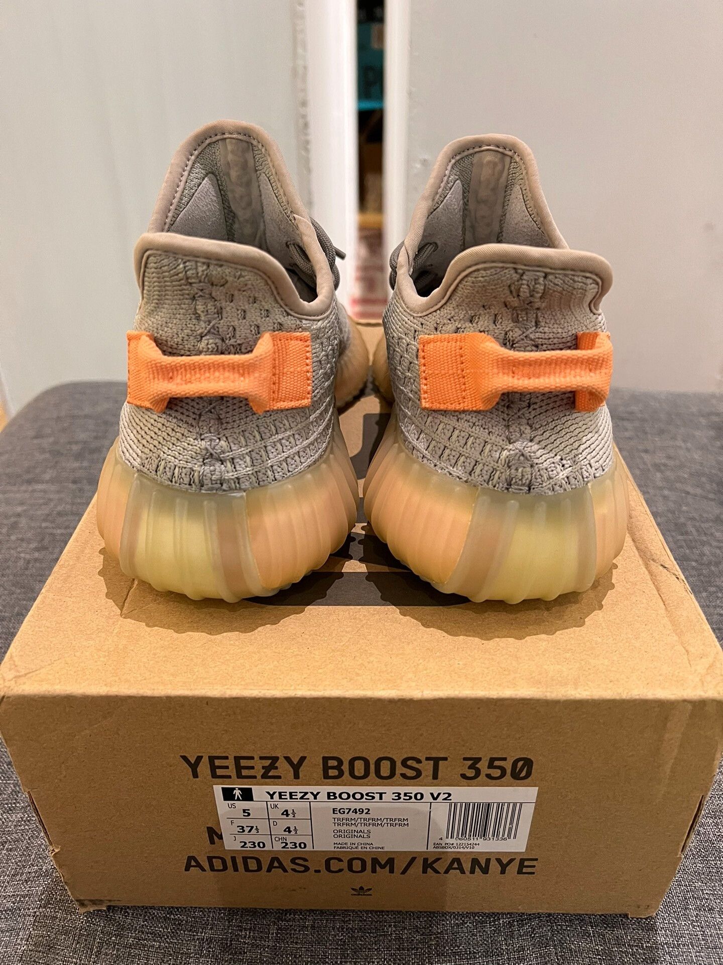 Yeezy yeezy boost 350 v2 true form sneakers Size US 5.5 / EU 38 - 3 Thumbnail