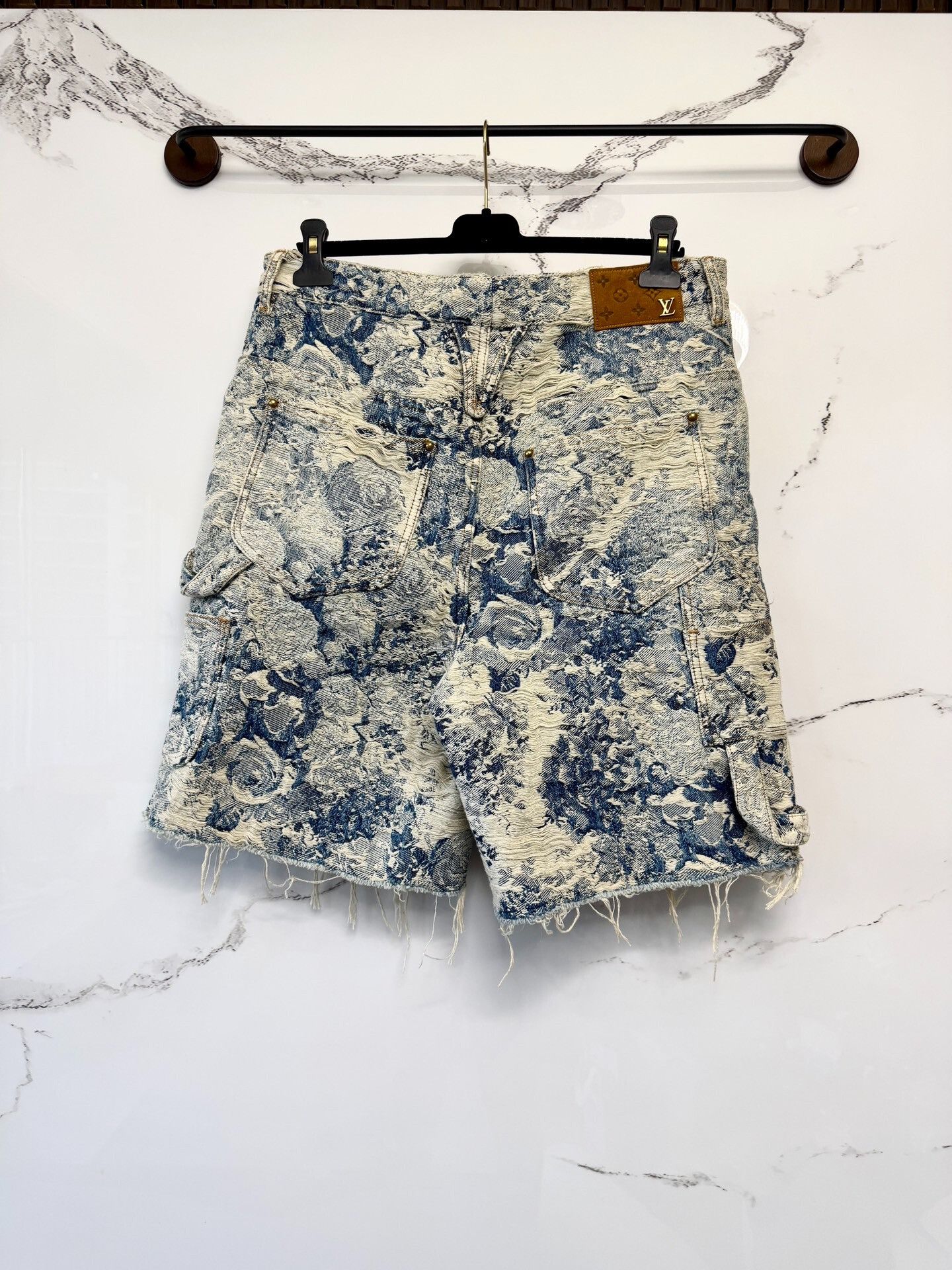 Louis Vuitton louis vuitton floral denim shorts Size 31" - 3 Thumbnail