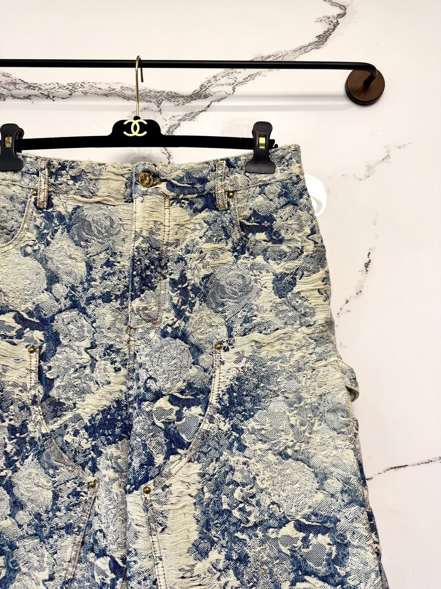 Louis Vuitton louis vuitton floral denim shorts Size 31" - 2 Thumbnail