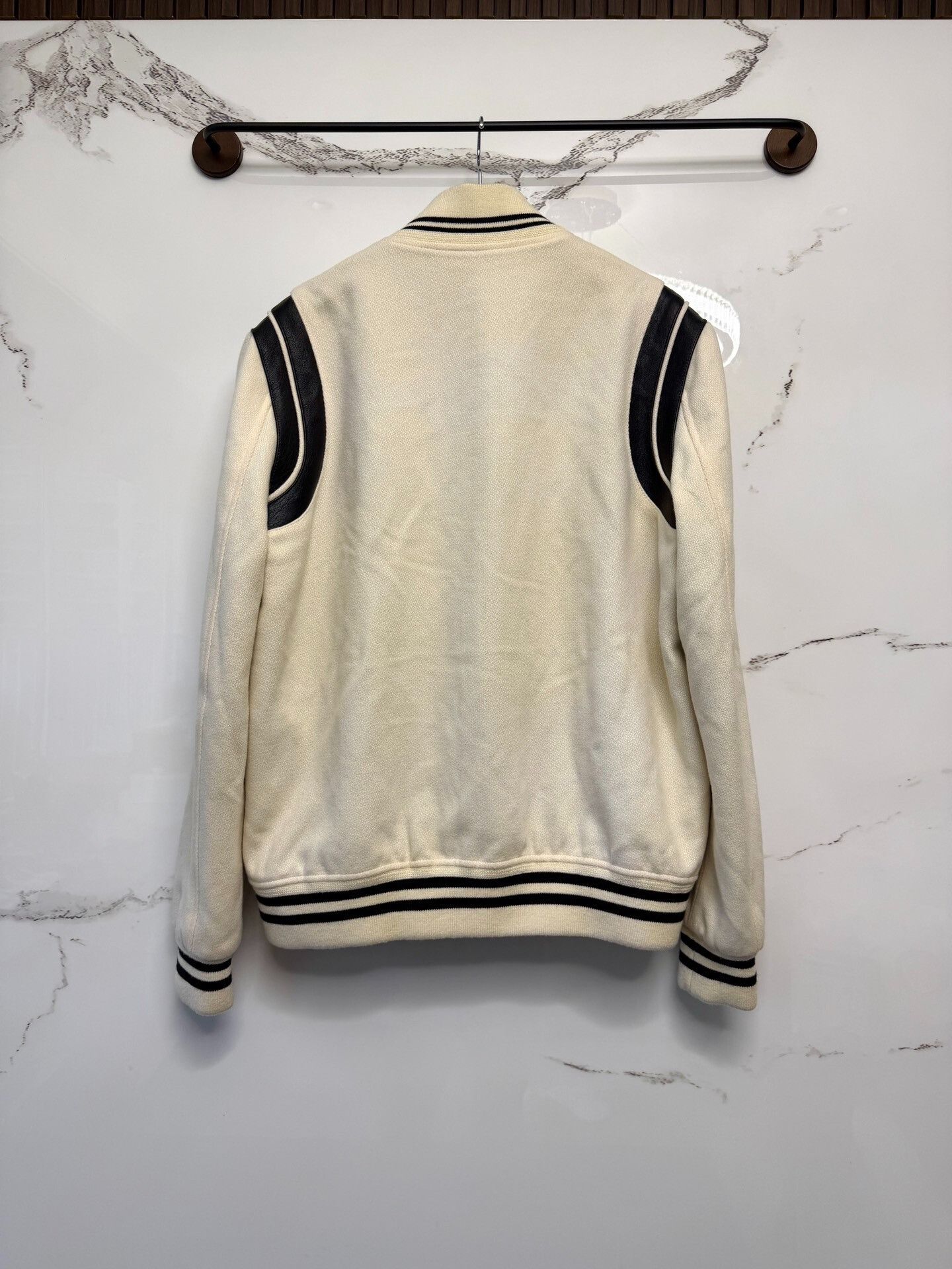 Saint Laurent Paris saint laurent white leather baseball jacket Size US L / EU 52-54 / 3 - 3 Thumbnail