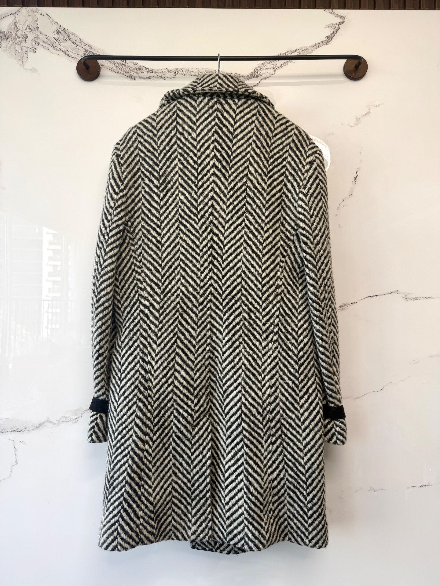 Saint Laurent Paris saint laurent black and white herringbone coat Size M / US 6-8 / IT 42-44 - 4 Thumbnail