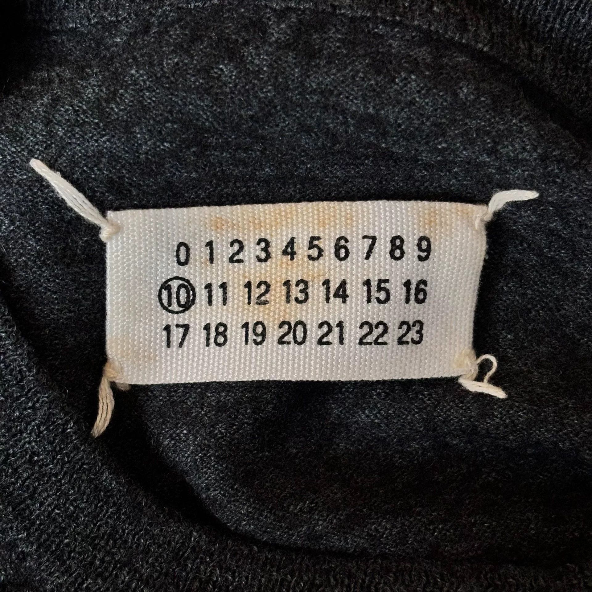 Maison Margiela maison martin margiela 1999 black knit sweater Size US S / EU 44-46 / 1 - 5 Thumbnail