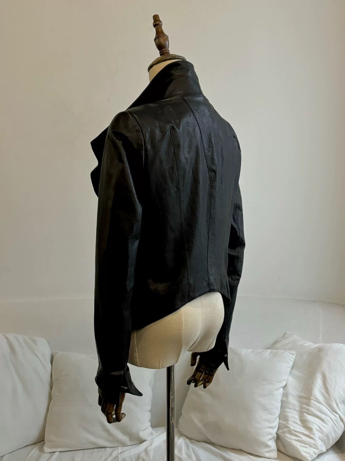 Helmut Lang helmut lang 2012 asymmetric leather jacket Size US L / EU 52-54 / 3 - 6 Thumbnail