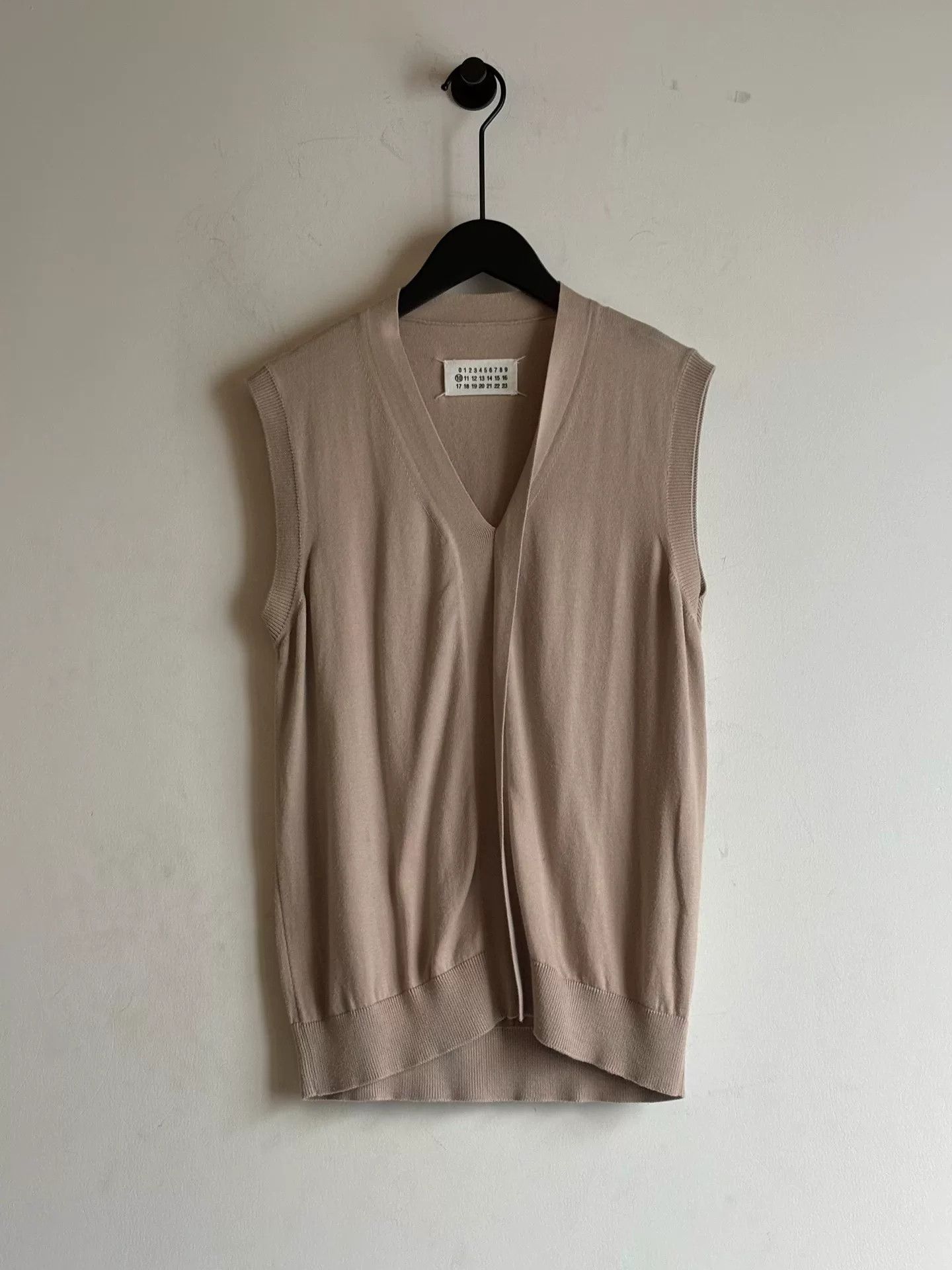 Maison Margiela Maison Martin Margiela Wool Knit Vest Size US M / EU 48-50 / 2 - 3 Thumbnail