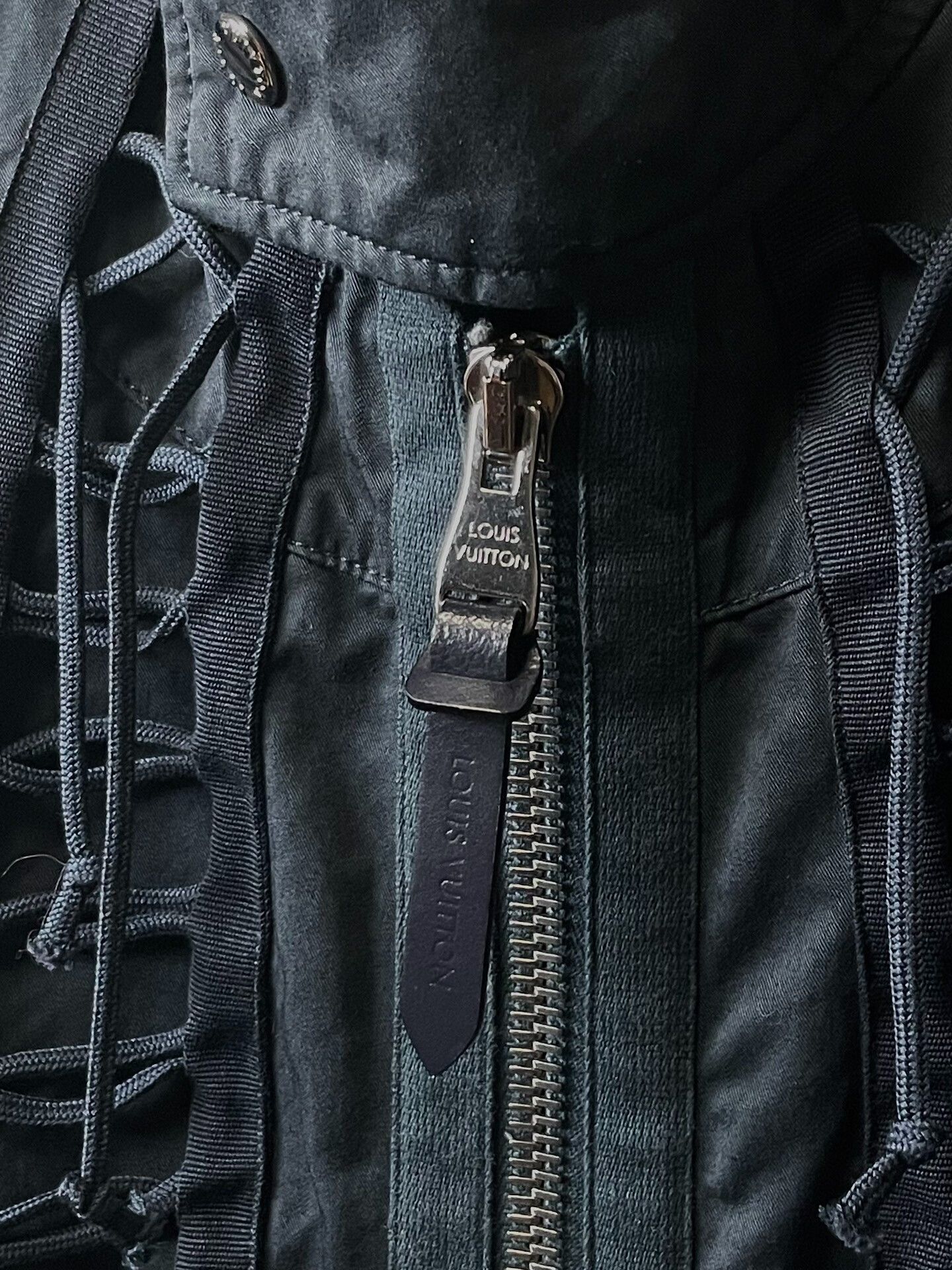 Louis Vuitton Louis Vuitton Functional Jacket with Ties Size US L / EU 52-54 / 3 - 5 Thumbnail