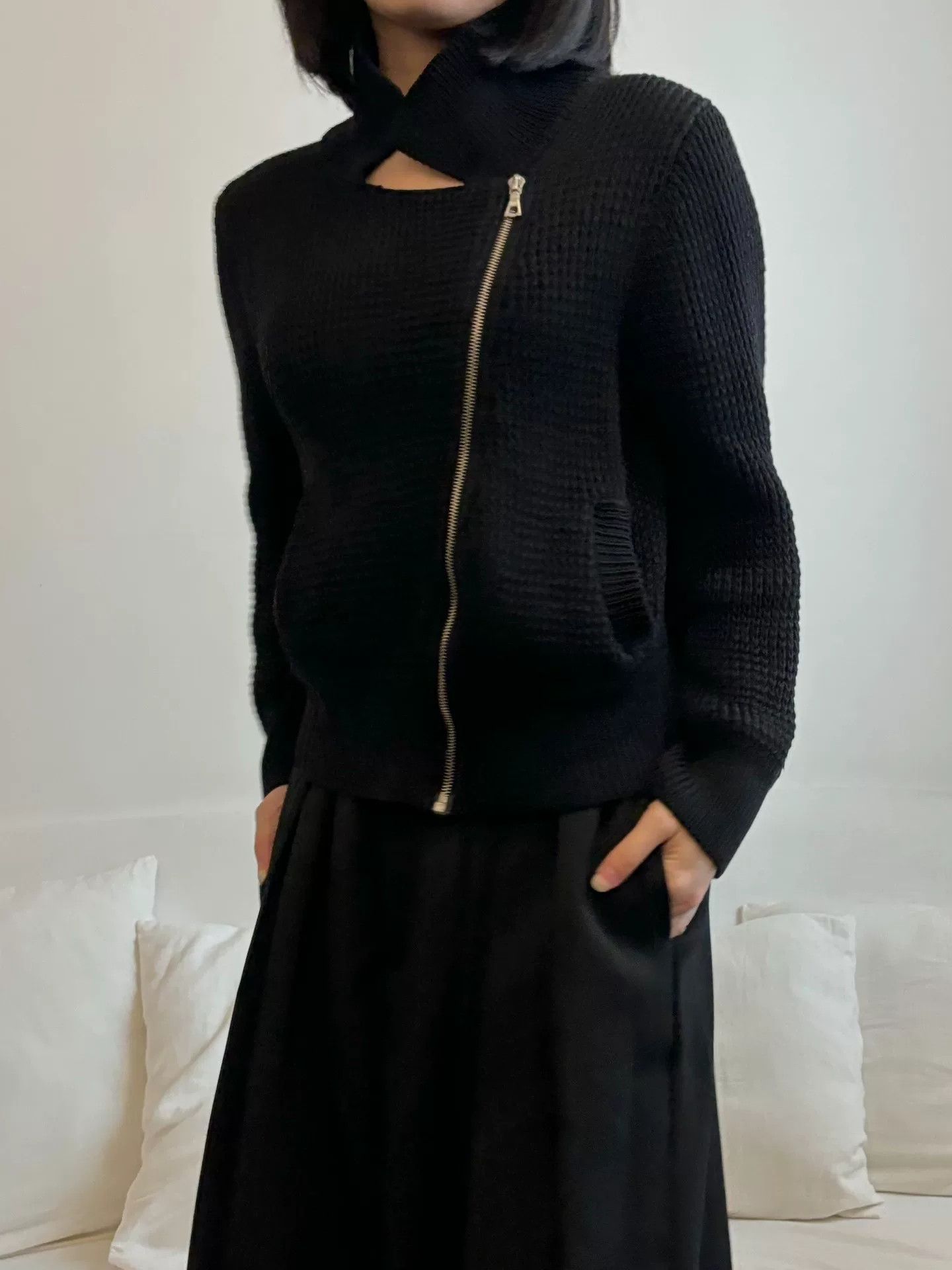 Dries Van Noten black zippered knit jacket by Dries Van Noten Size M / US 6-8 / IT 42-44 - 3 Thumbnail