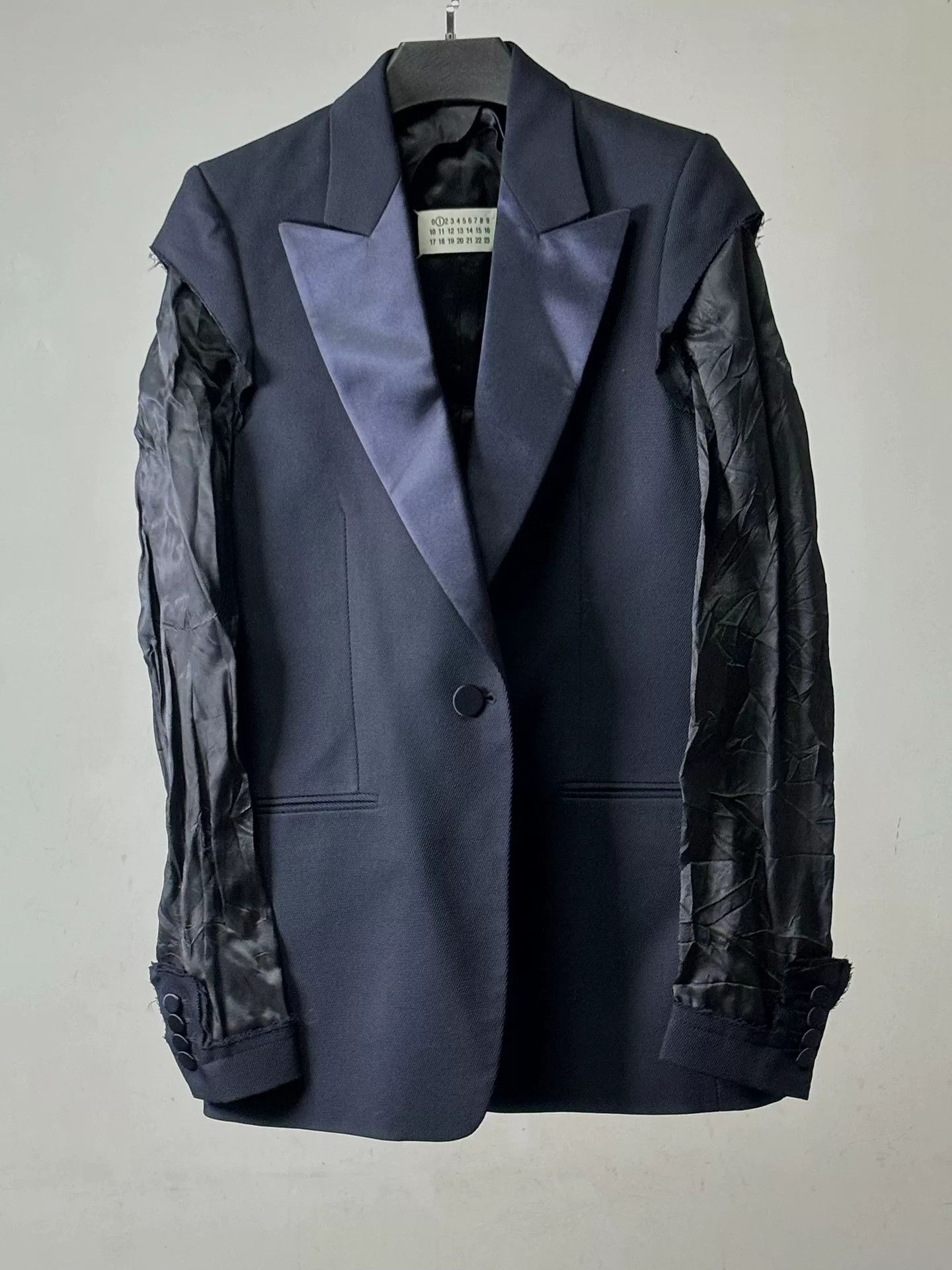 Maison Margiela deconstructed blazer by maison margiela s/s17 Size M / US 6-8 / IT 42-44 - 2 Thumbnail