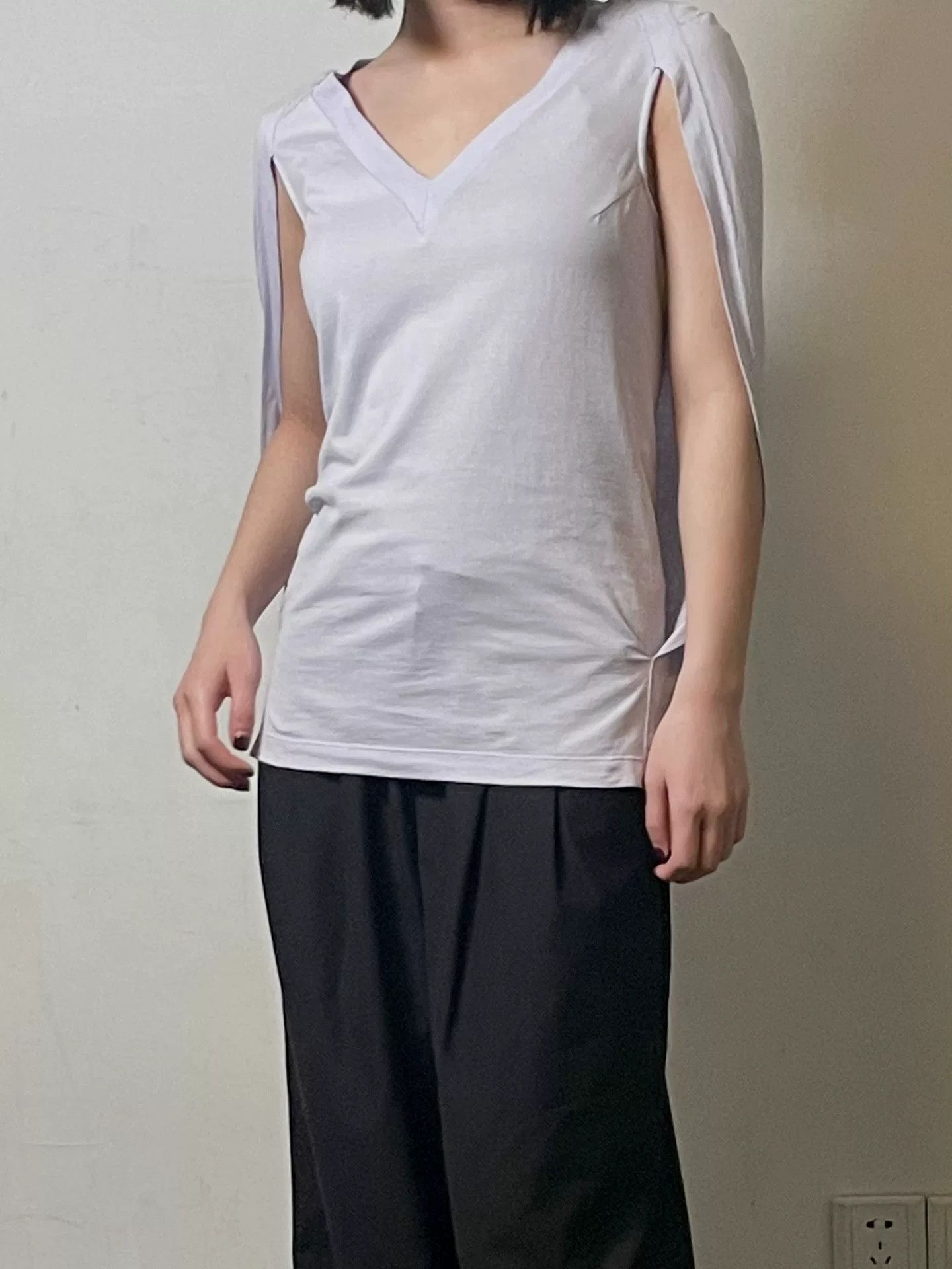 Maison Margiela Maison Martin Margiela S/S14 Shoulder T-Shirt Size US S / EU 44-46 / 1 - 3 Thumbnail