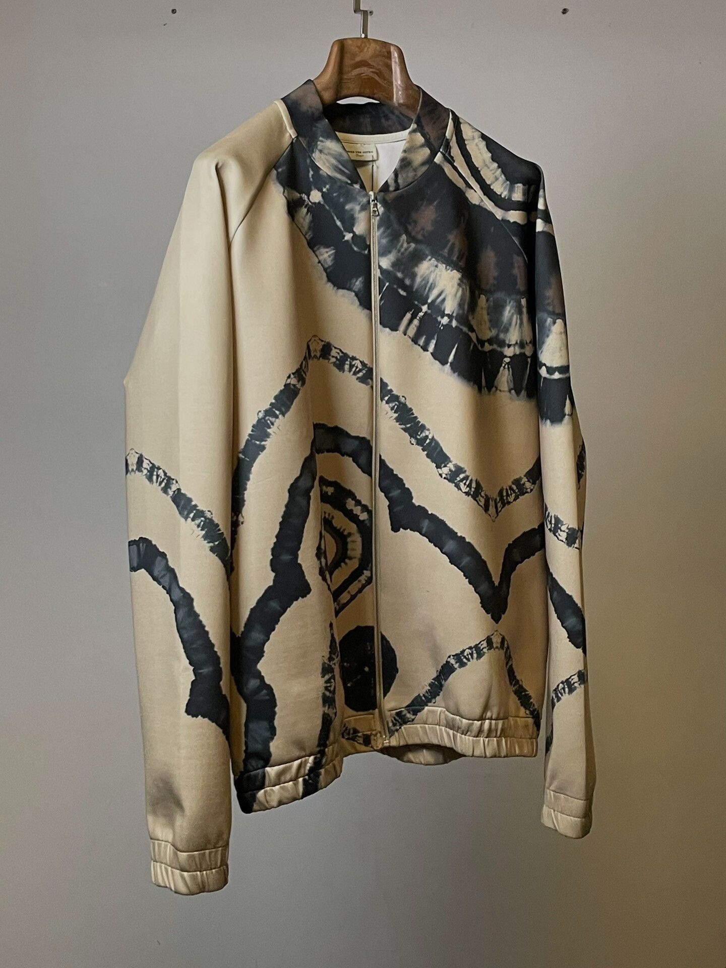 Dries Van Noten drapes and patterns fall/winter 2019 set Size US M / EU 48-50 / 2 - 4 Thumbnail
