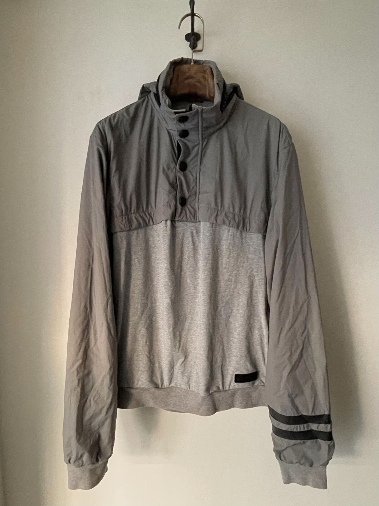 Burberry burberry hooded windbreaker jacket size M Size US M / EU 48-50 / 2 - 3 Thumbnail