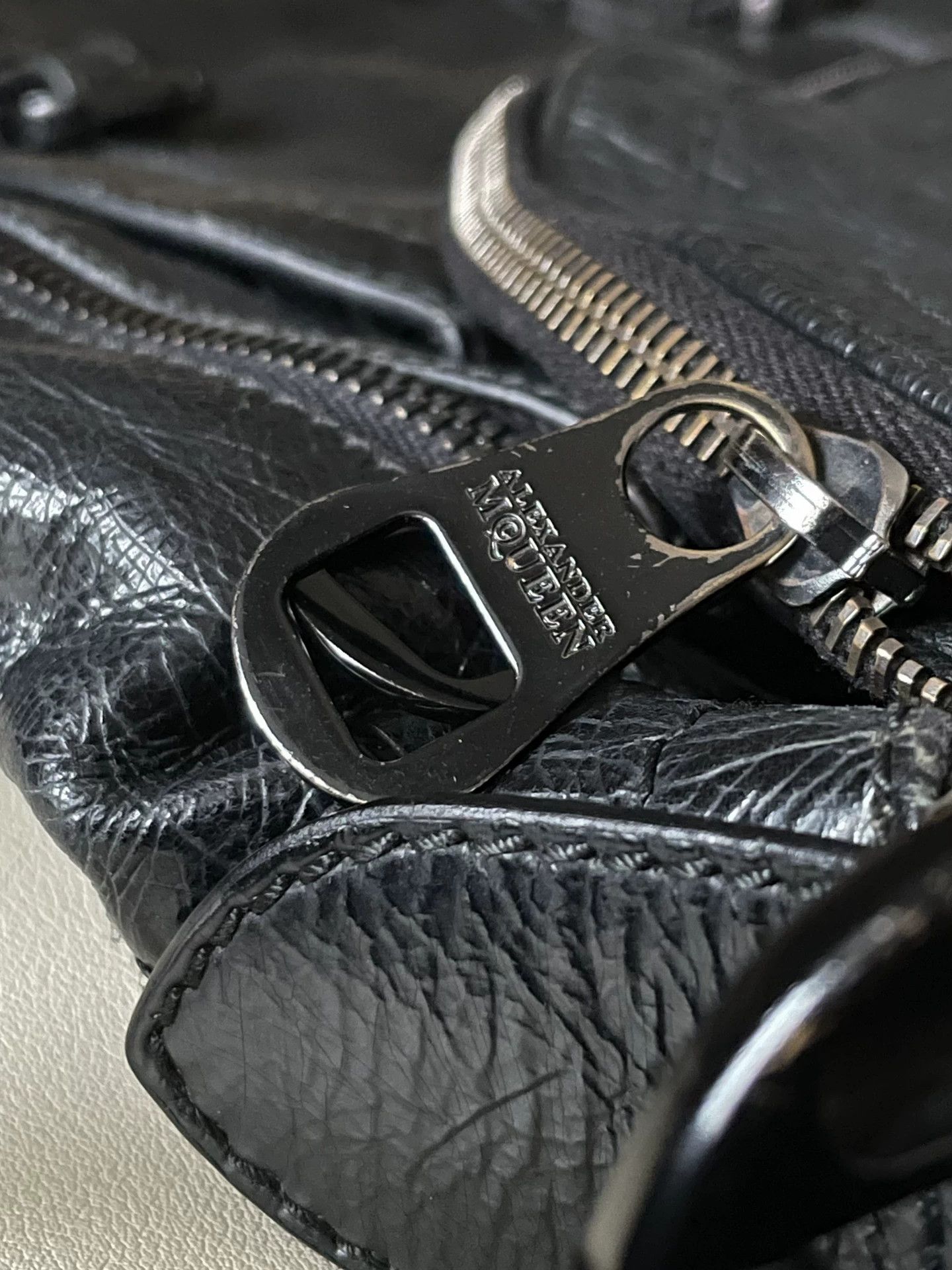 Alexander McQueen Alexander McQueen Waxed Leather Saddle Bag Size ONE SIZE - 4 Thumbnail