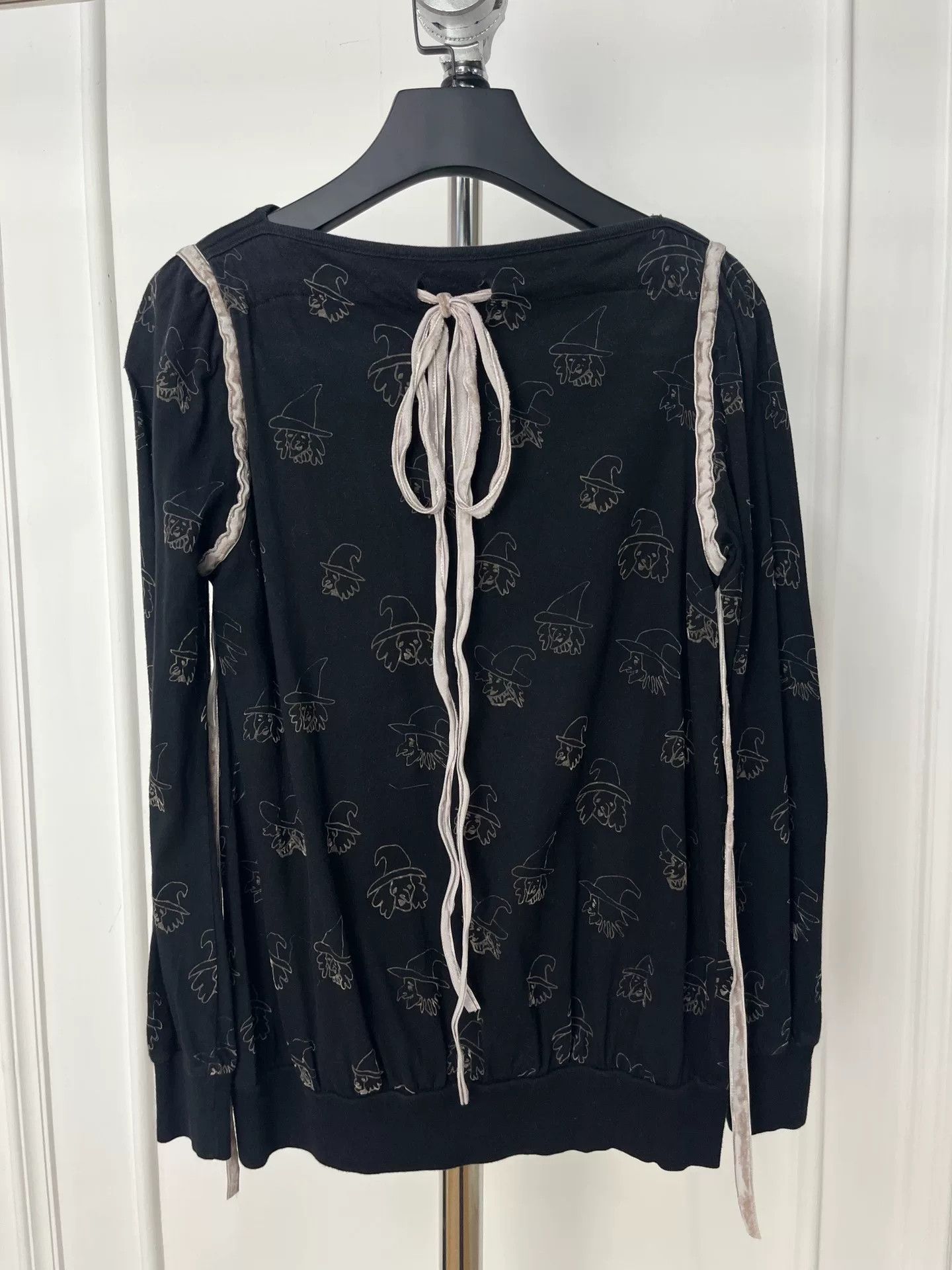 Undercover classic long sleeve witch print top Size S / US 4 / IT 40 - 2 Thumbnail