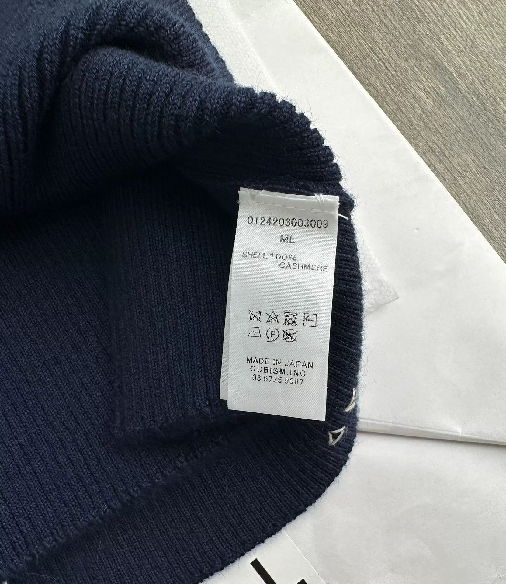 Visvim visvim cashmere insulator midsection navy blue Size US M / EU 48-50 / 2 - 4 Thumbnail