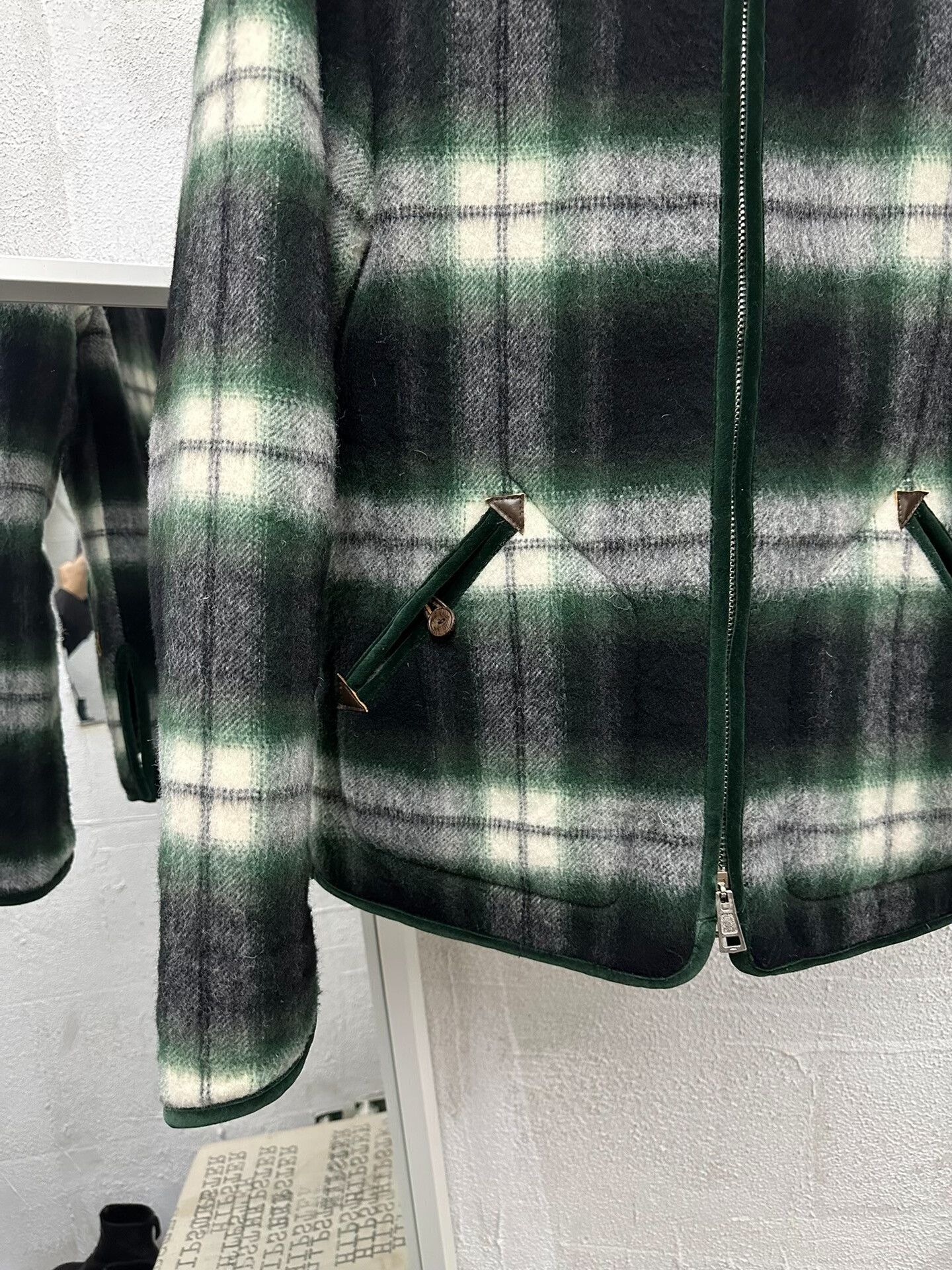 Comme des Garcons velvet wool plaid jacket with silk trim Size US M / EU 48-50 / 2 - 2 Thumbnail