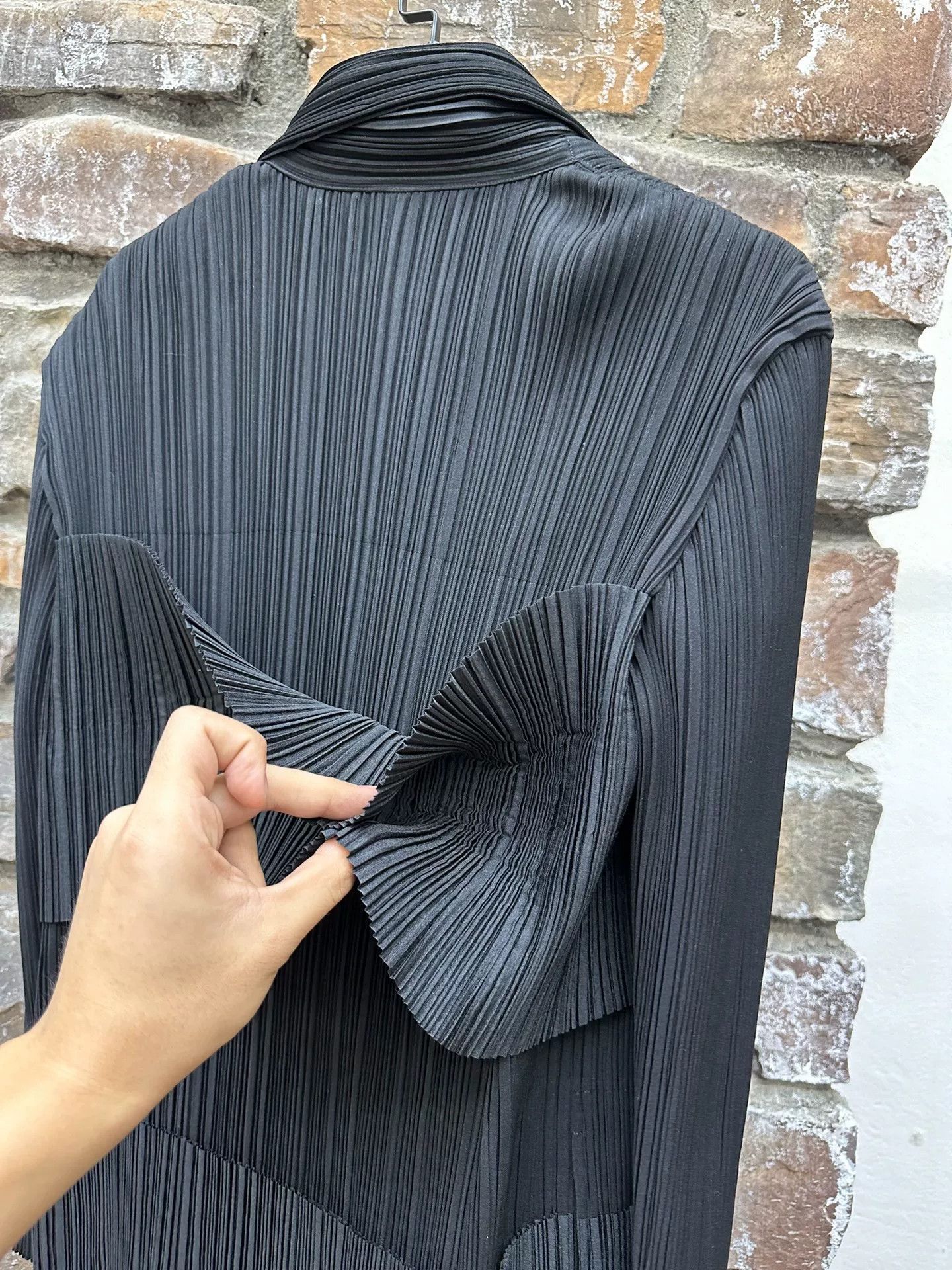Issey Miyake Issey Miyake Pleated Panel Coat Size M Size M / US 6-8 / IT 42-44 - 7 Thumbnail