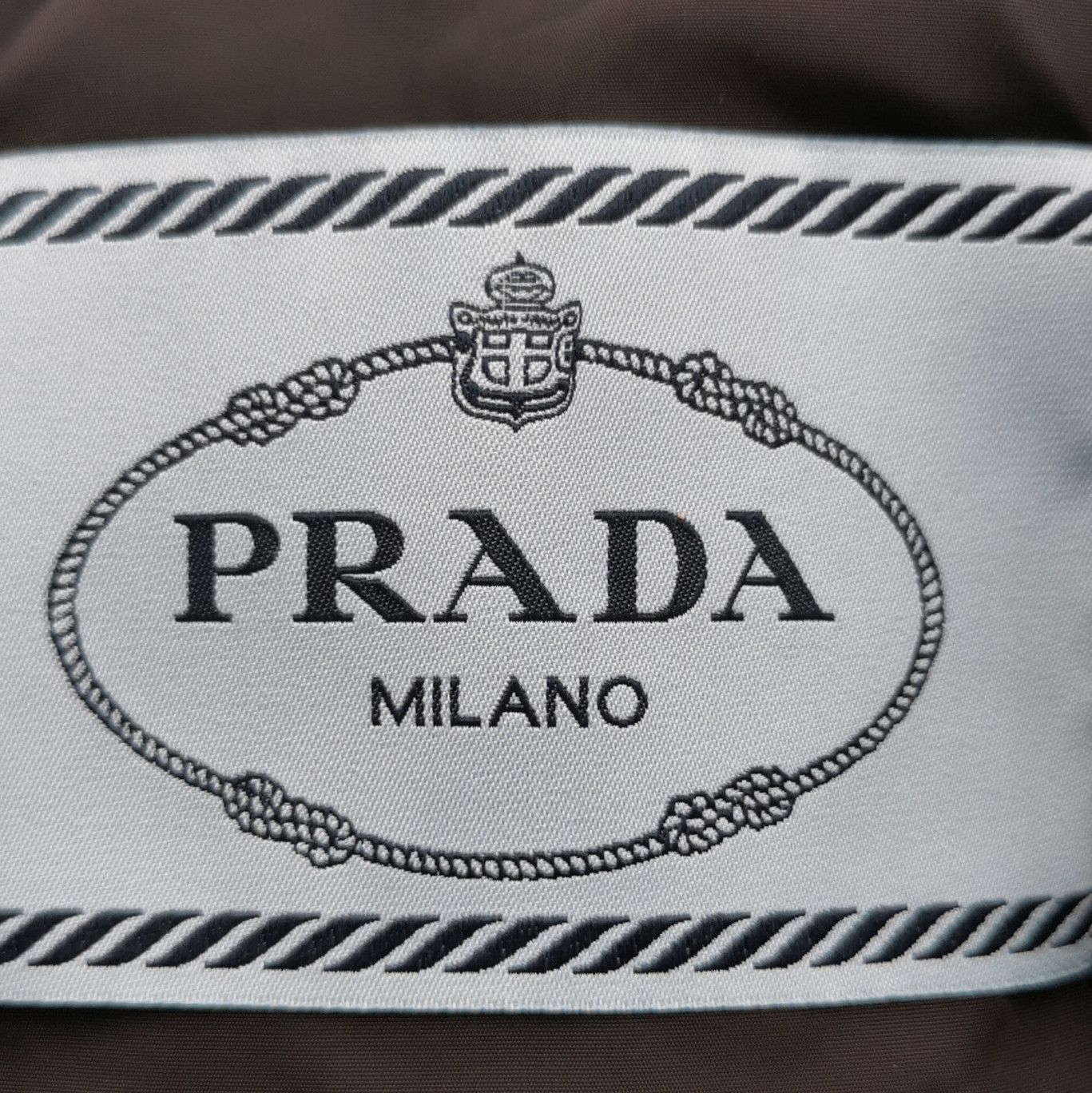 Prada Prada Logo Zip Puffer Jacket in Purple 0079 Size US S / EU 44-46 / 1 - 6 Thumbnail