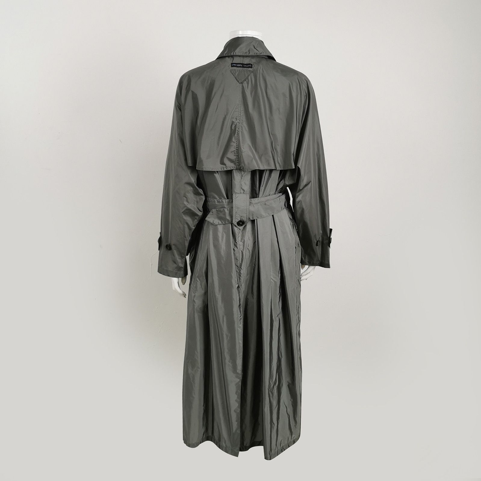 Prada Prada Solid-colored Waistcoat Trench Coat Size 40 0079 Size US L / EU 52-54 / 3 - 2 Thumbnail