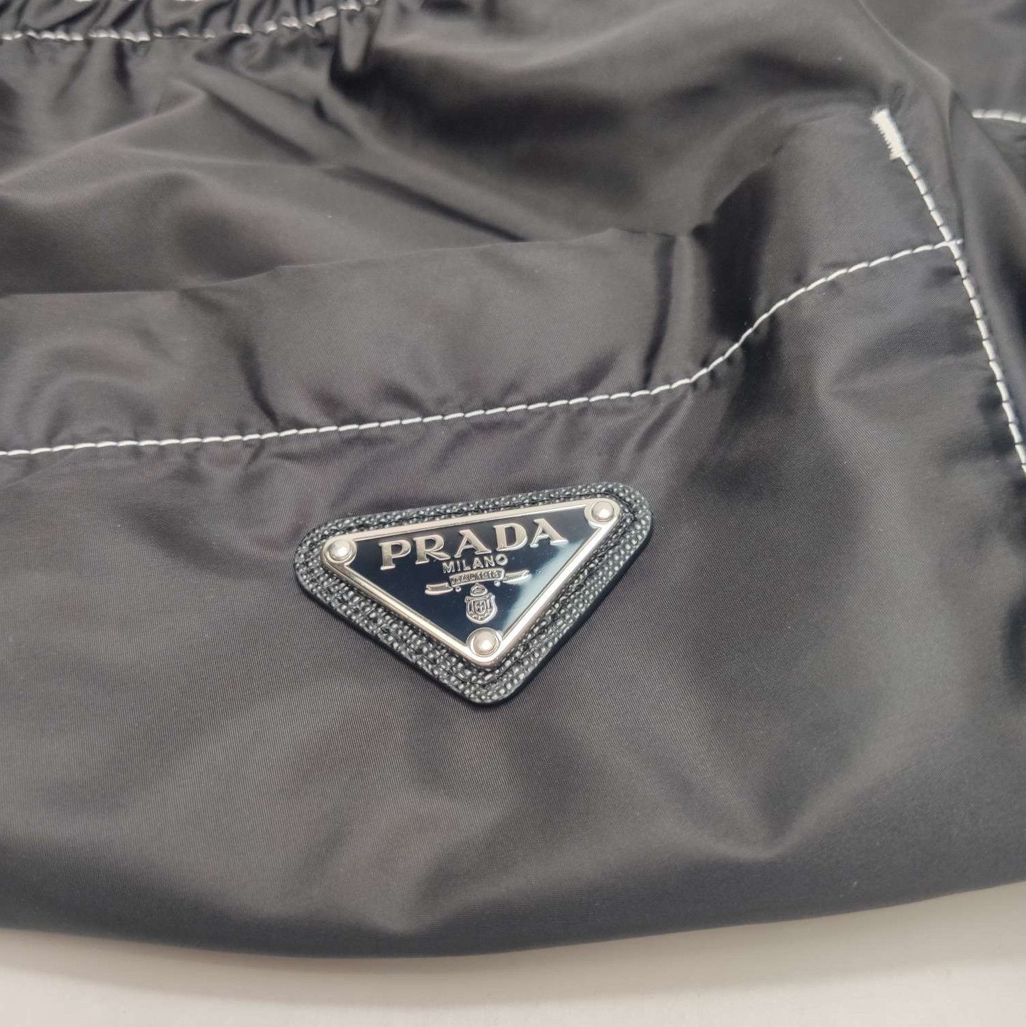 Prada Prada Triangle Logo Black Shorts Size XS 0079 Size US 26 / EU 42 - 5 Thumbnail