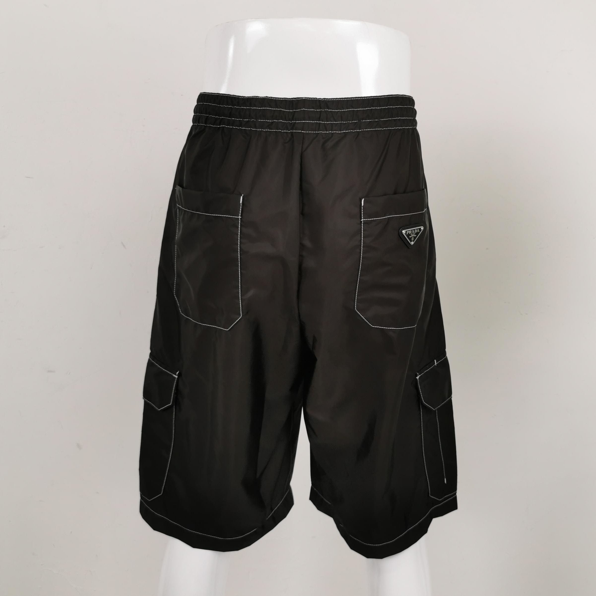 Prada Prada Triangle Logo Black Shorts Size XS 0079 Size US 26 / EU 42 - 2 Thumbnail