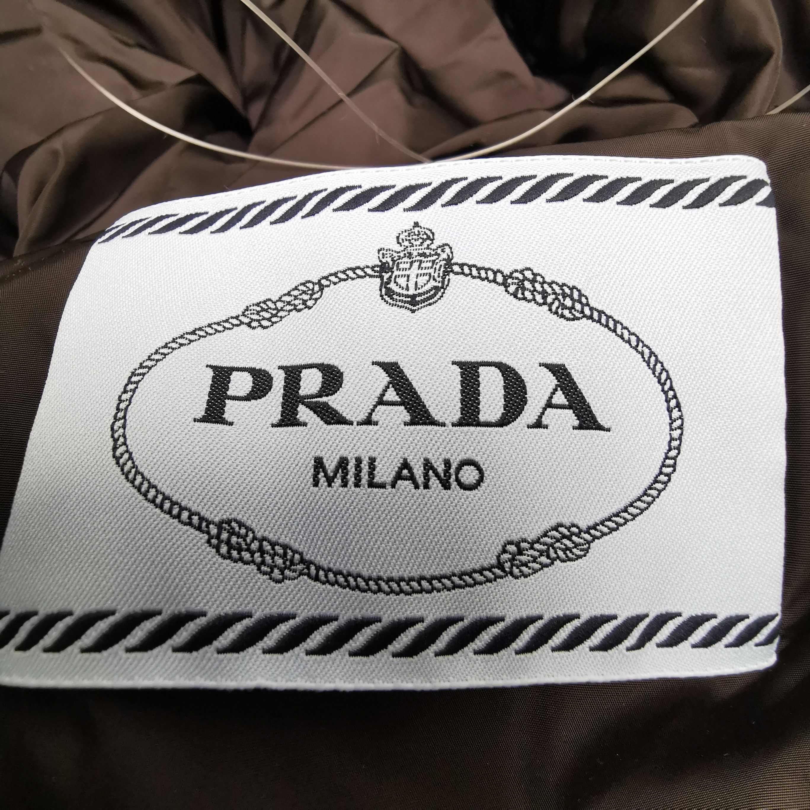 Prada Prada Color Block Logo Puffer Jacket XS 0079 Size US XS / EU 42 / 0 - 6 Thumbnail