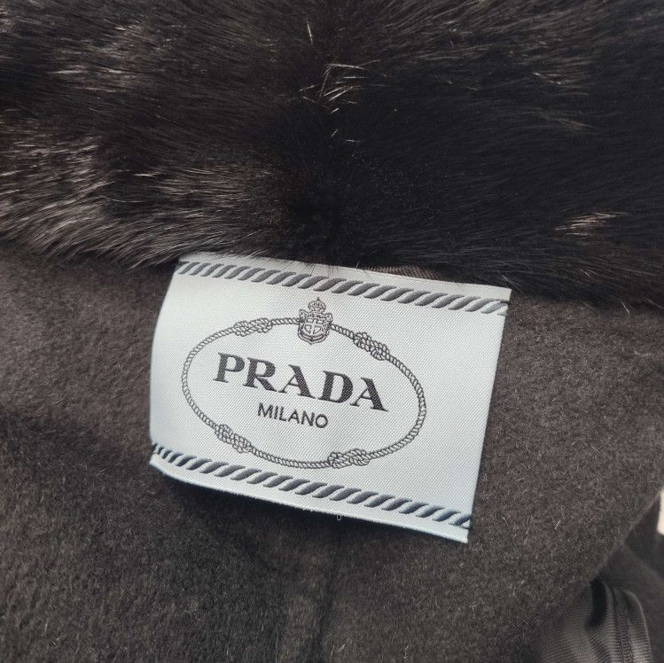 Prada Prada Black Wool Blend Overcoat with Fur Collar 0079 Size US S / EU 44-46 / 1 - 4 Thumbnail