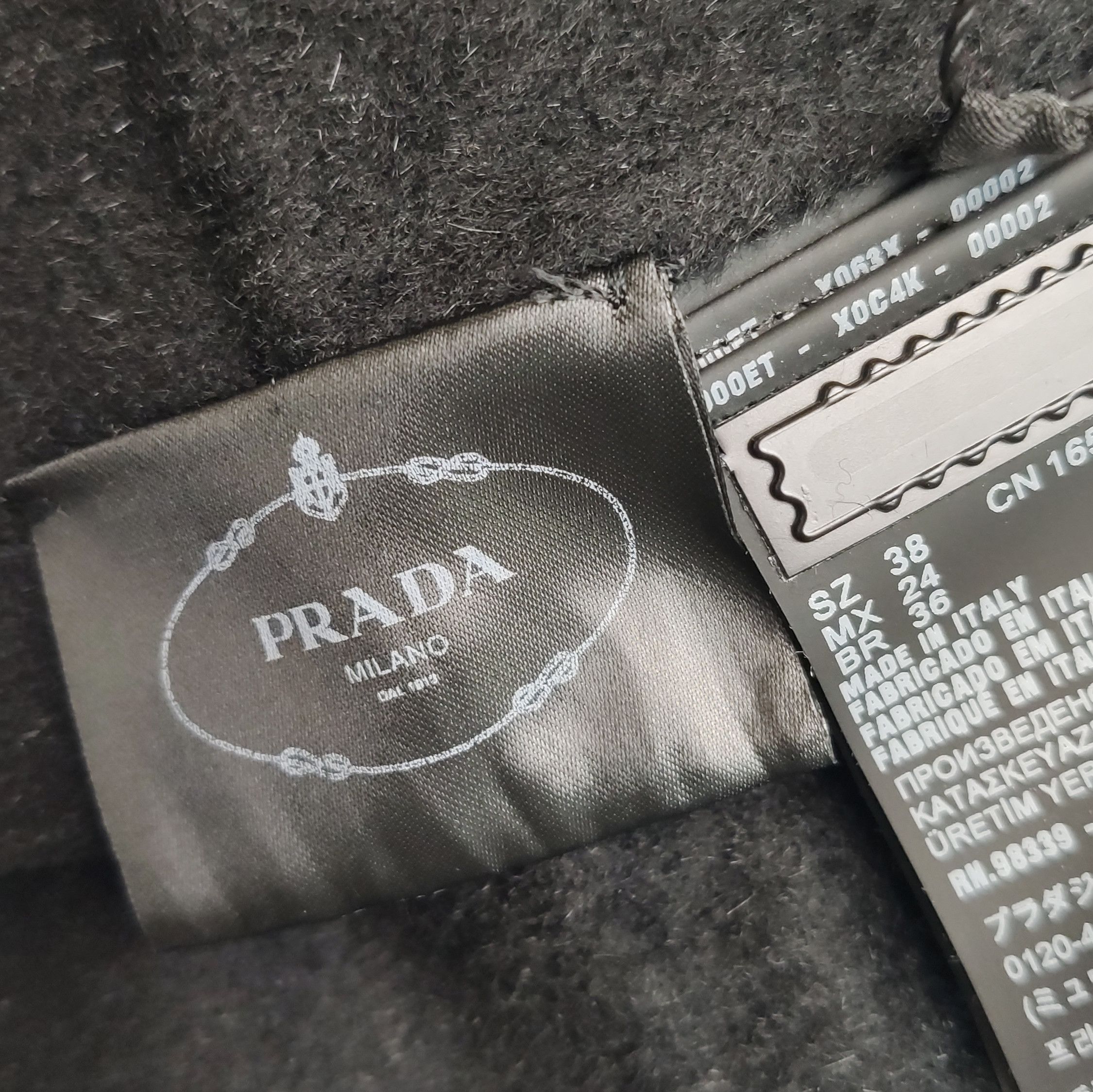 Prada Prada Black Wool Blend Overcoat with Belt 0079 Size US S / EU 44-46 / 1 - 7 Thumbnail