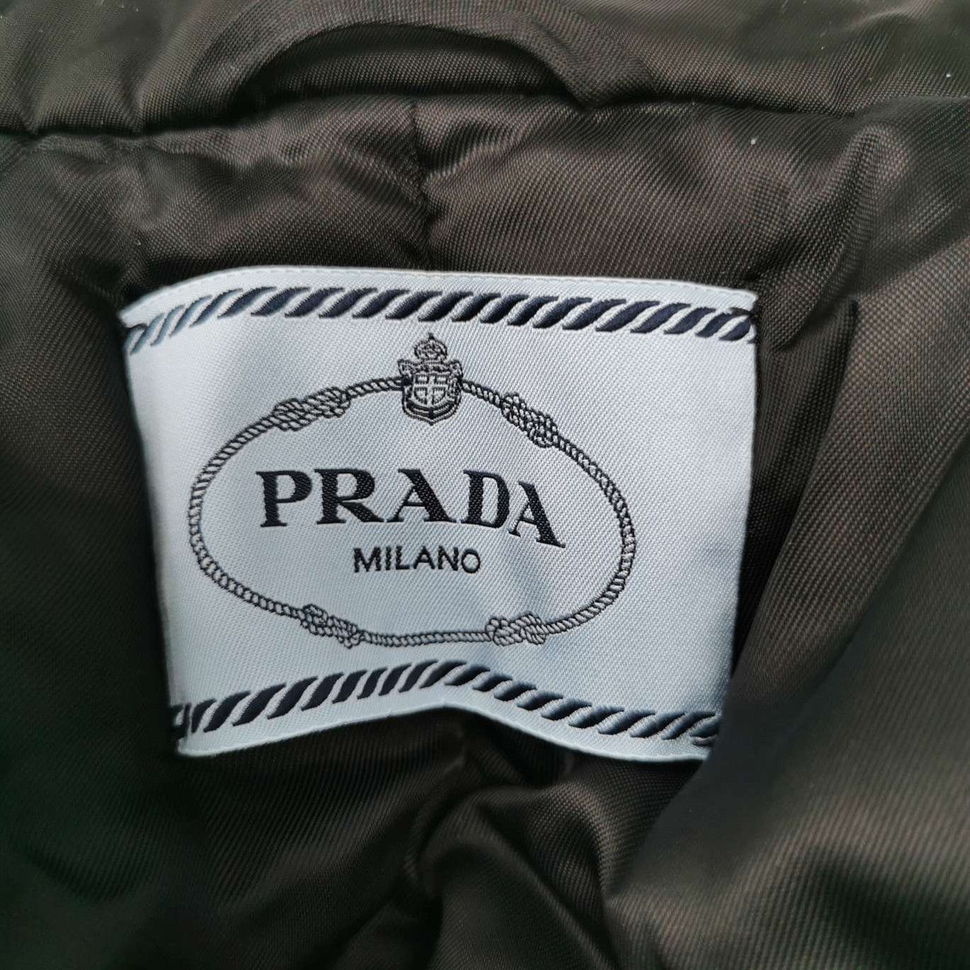 Prada Prada Color Blocked Triangle Logo Down Jacket 0079 Size US M / EU 48-50 / 2 - 4 Thumbnail