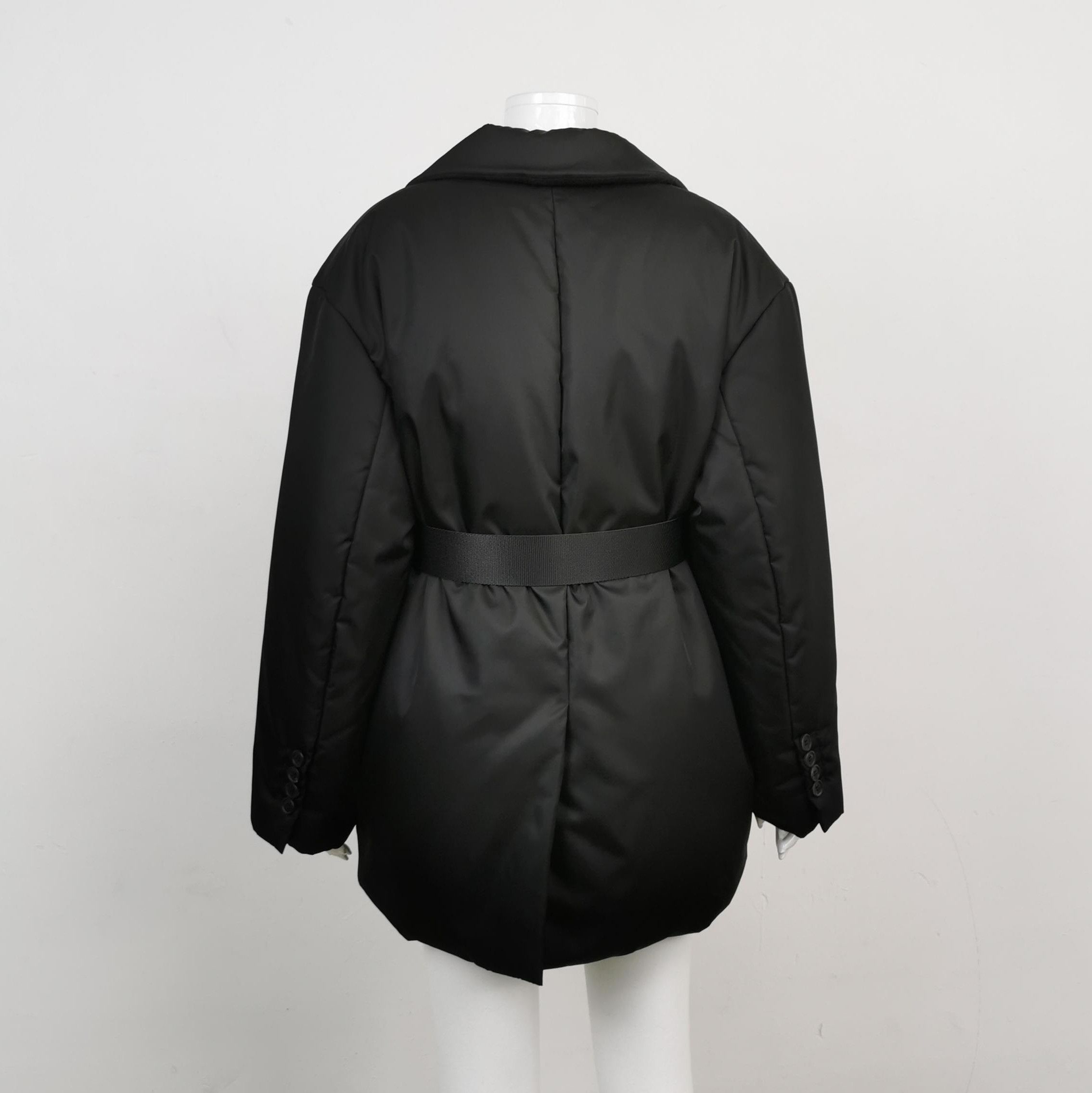 Prada Prada Color Blocked Triangle Logo Down Jacket 0079 Size US M / EU 48-50 / 2 - 2 Thumbnail