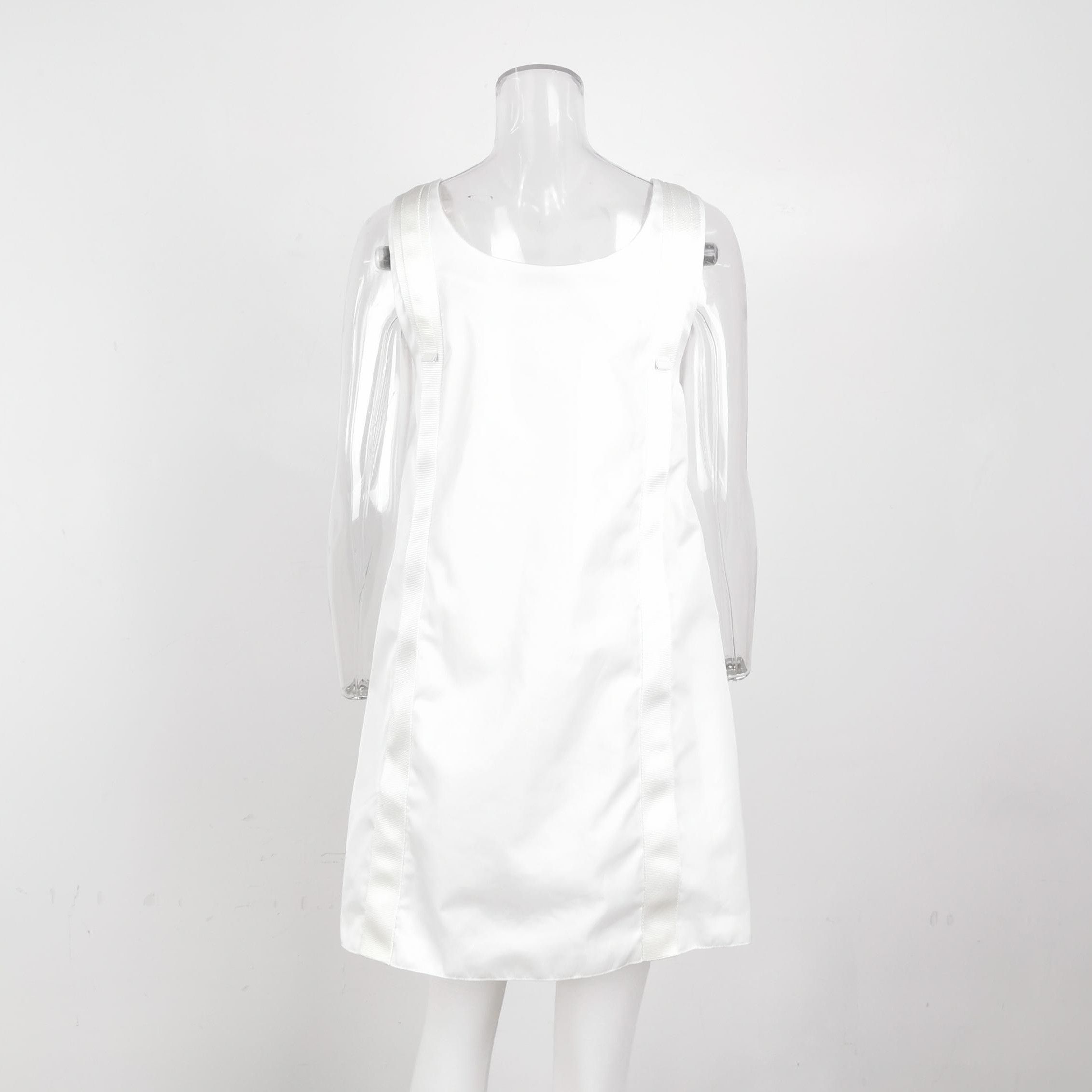Prada Prada Sleeveless Triangle Logo Dress in White 0079 Size US 38 / EU 54 - 3 Thumbnail