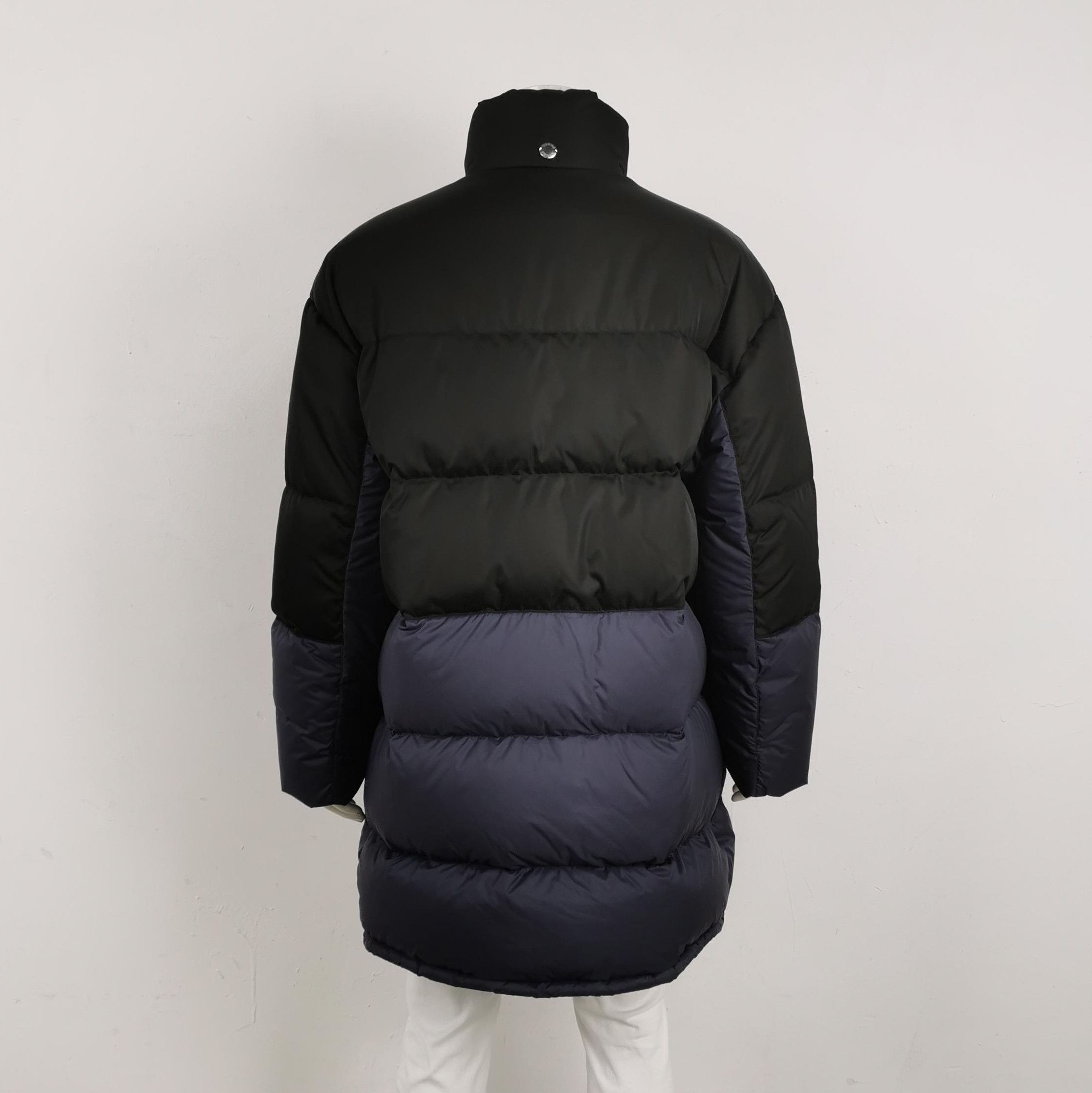 Prada Prada Color-Block Logo Long Sleeve Down Jacket 0079 Size US XL / EU 56 / 4 - 2 Thumbnail