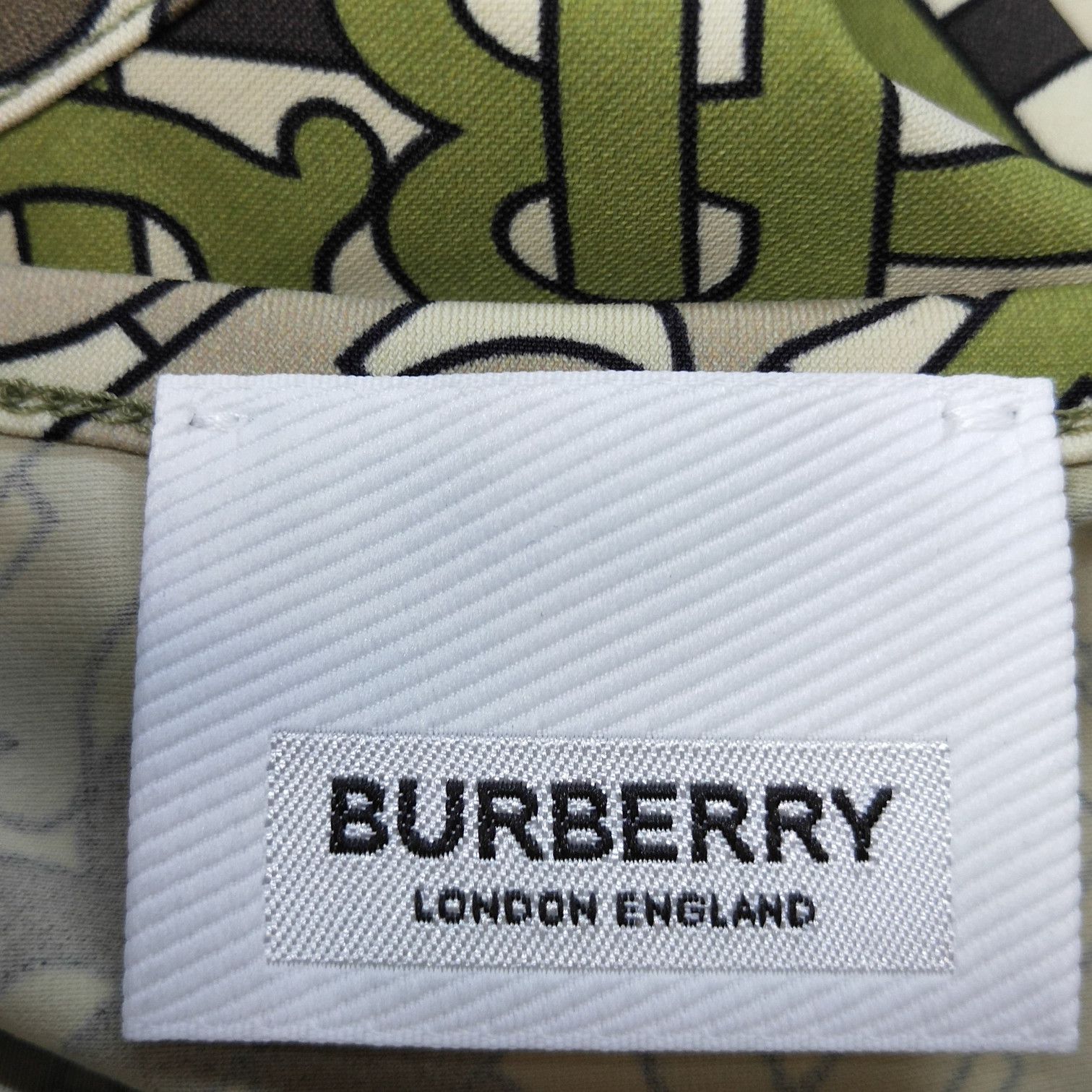 Burberry Burberry Color Blocked TB Logo Crop Top 0079 Size US XXS / EU 40 - 6 Thumbnail