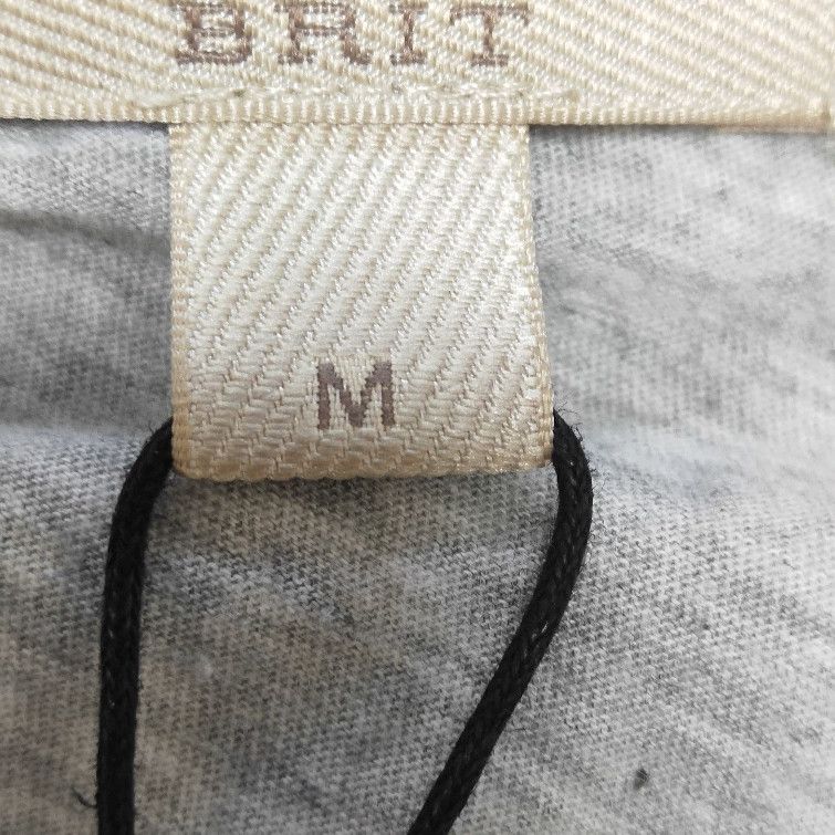 Burberry Burberry Brit Gray V-Neck Long Sleeve T-Shirt 0079 Size US M / EU 48-50 / 2 - 7 Thumbnail
