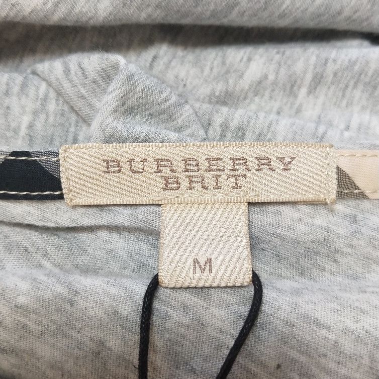 Burberry Burberry Brit Gray V-Neck Long Sleeve T-Shirt 0079 Size US M / EU 48-50 / 2 - 6 Thumbnail