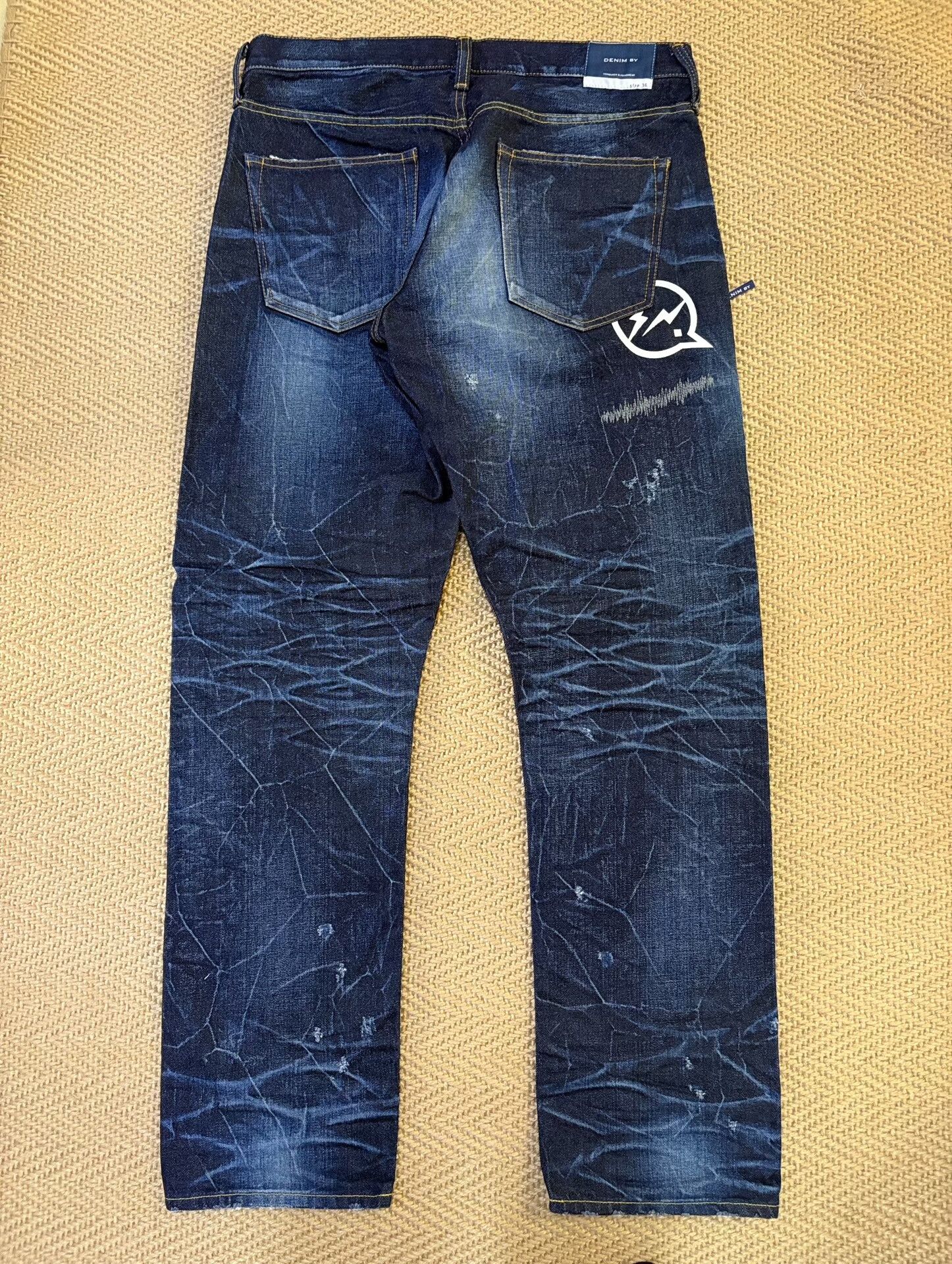 Vanquish vanquish & fragment distressed denim pants Size US 31 - 2 Thumbnail