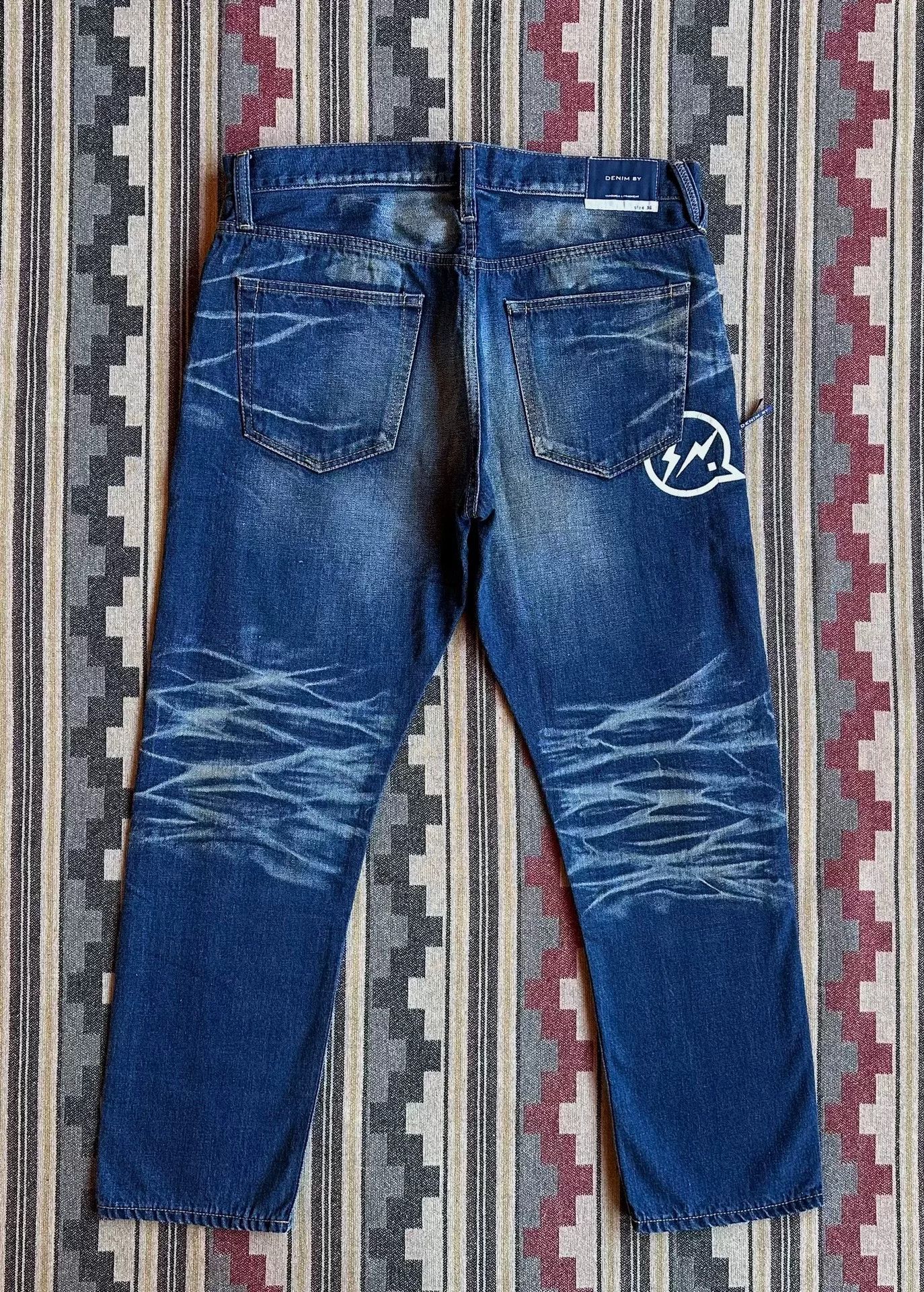 Vanquish vintage distressed denim by vanquish fragment Size US 36 / EU 52 - 2 Thumbnail