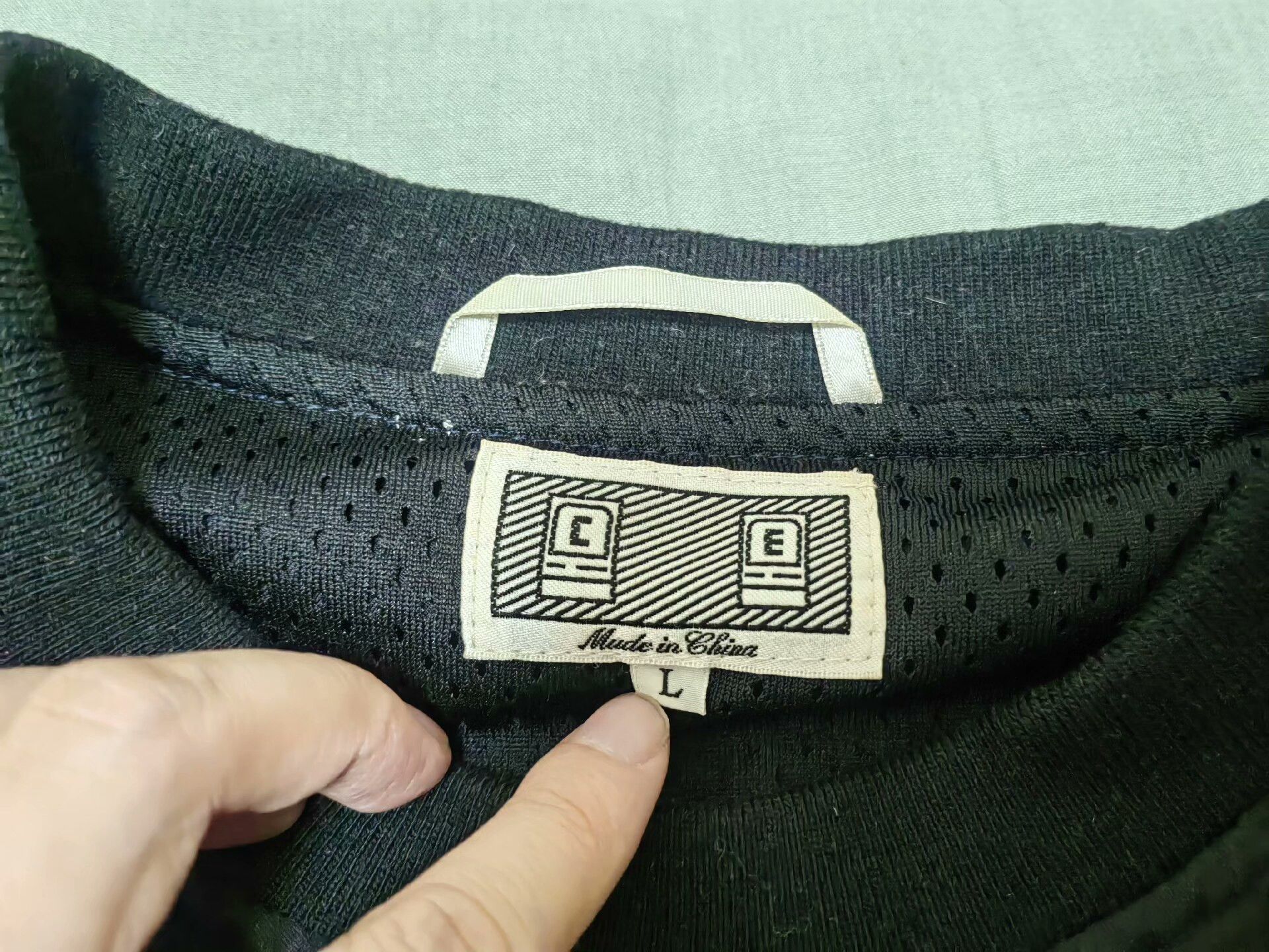 Cav Empt Cav Empt graphic black sweatshirt in large Size US L / EU 52-54 / 3 - 6 Thumbnail