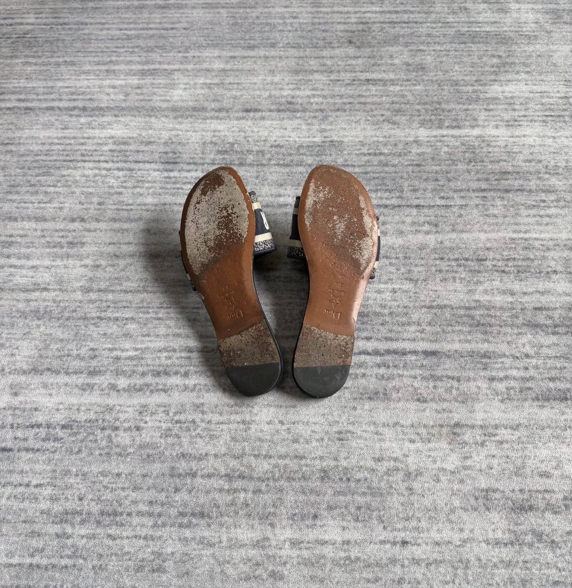 Dior christian dior navy embroidered flat sandals Size US 6 / IT 36 - 5 Thumbnail