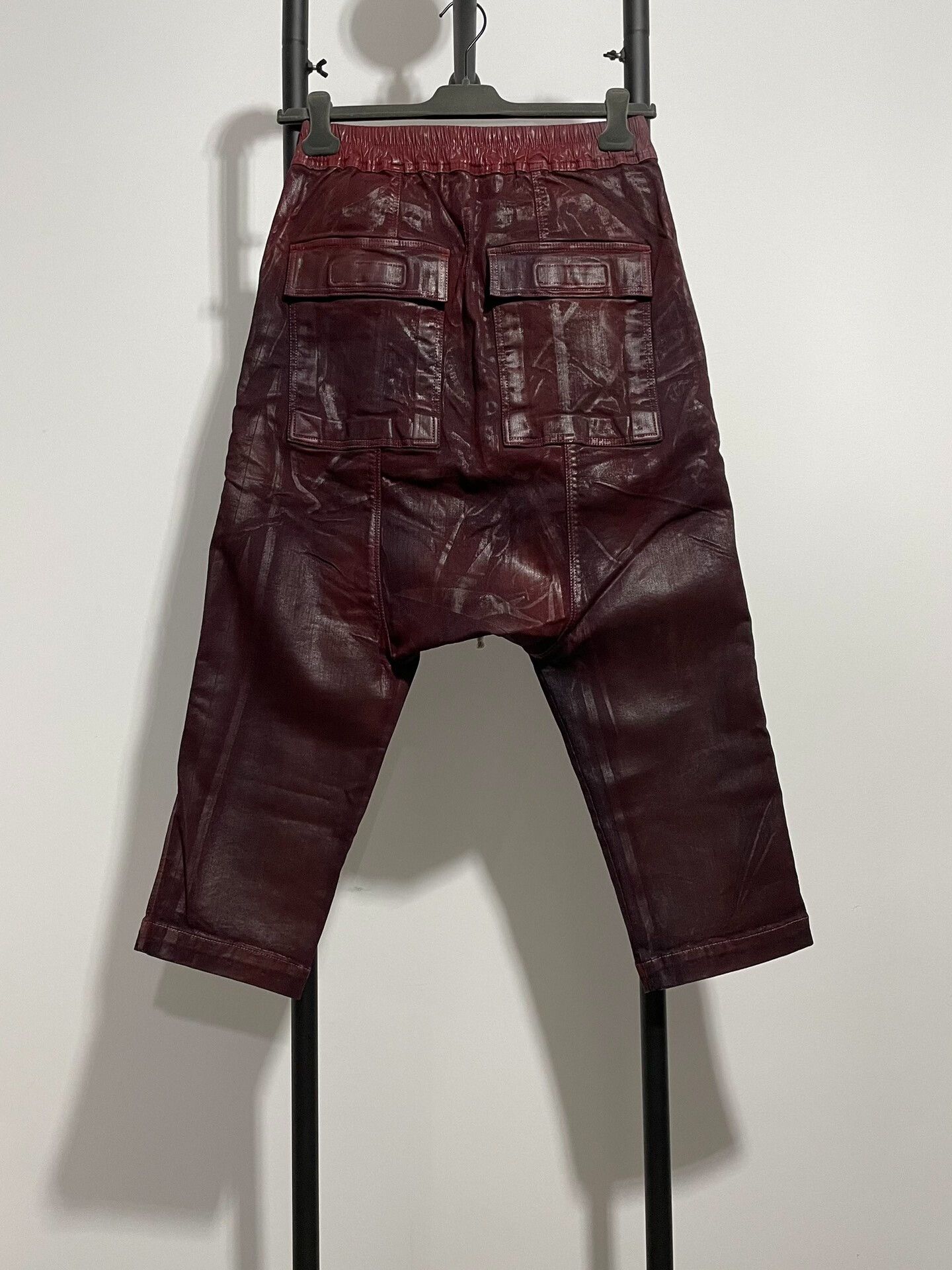 Rick Owens rick owens coated waxed cropped pants Size US 36 / EU 52 - 2 Thumbnail