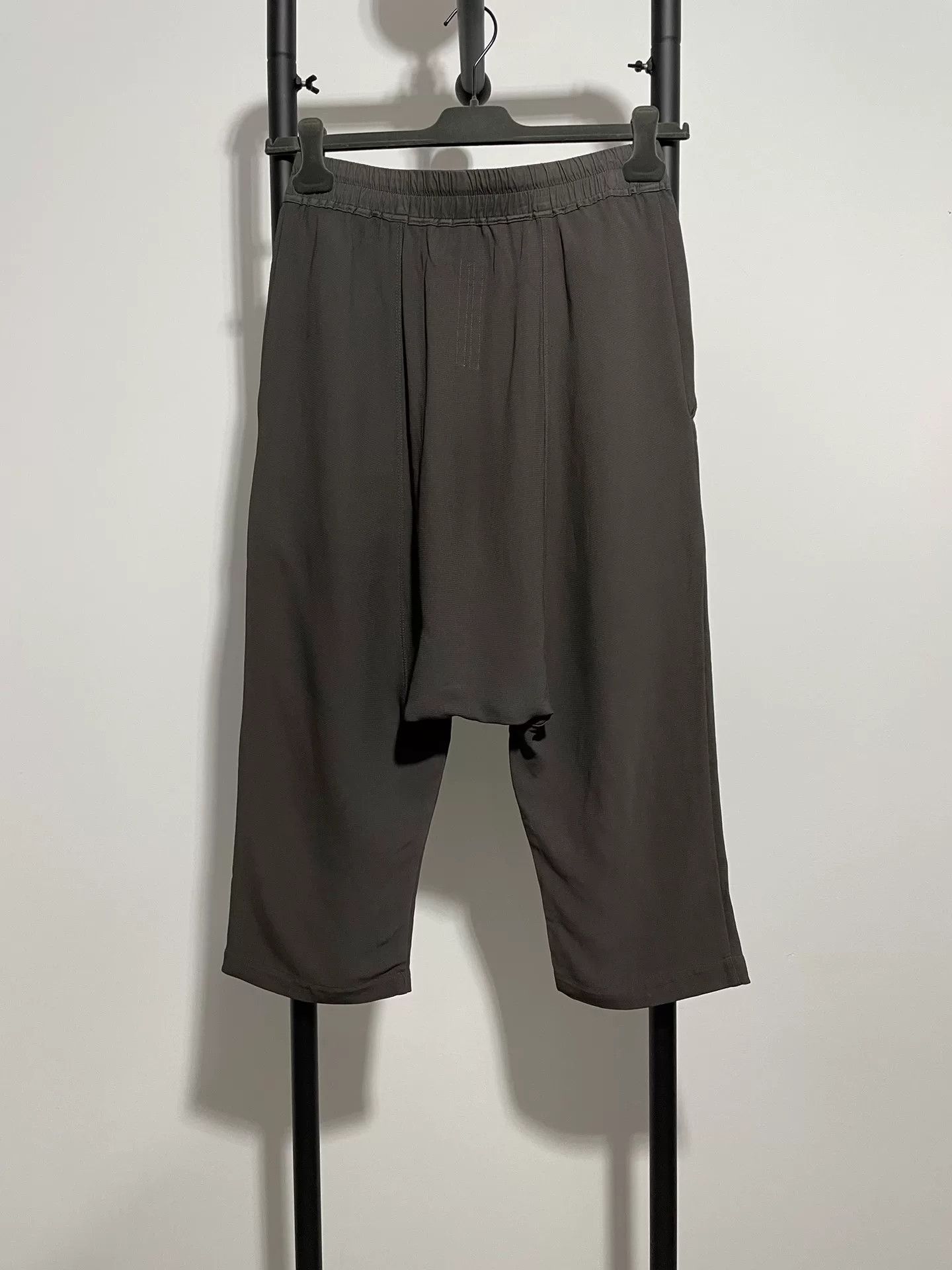 Rick Owens rick owens cropped pants in gray Size US 36 / EU 52 - 2 Thumbnail
